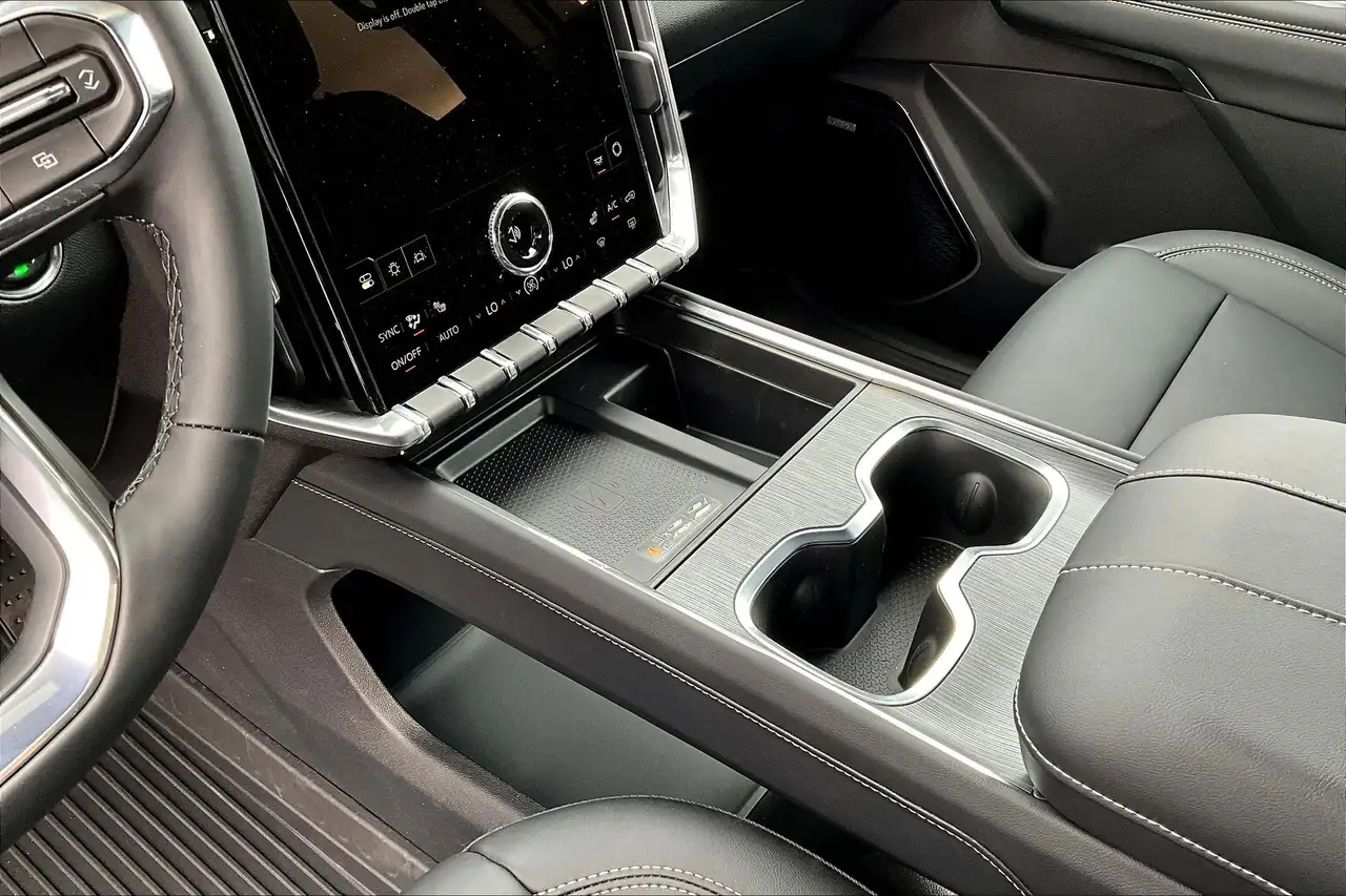 GMC Acadia снимка GMC Acadia