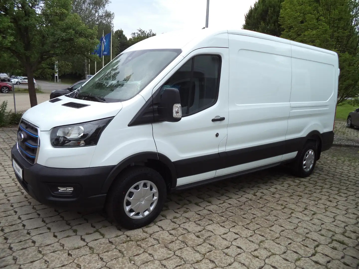 Ford Transit E 350 L3 135 kW Kasten Trend NAVI KLIMA Weiß - 2