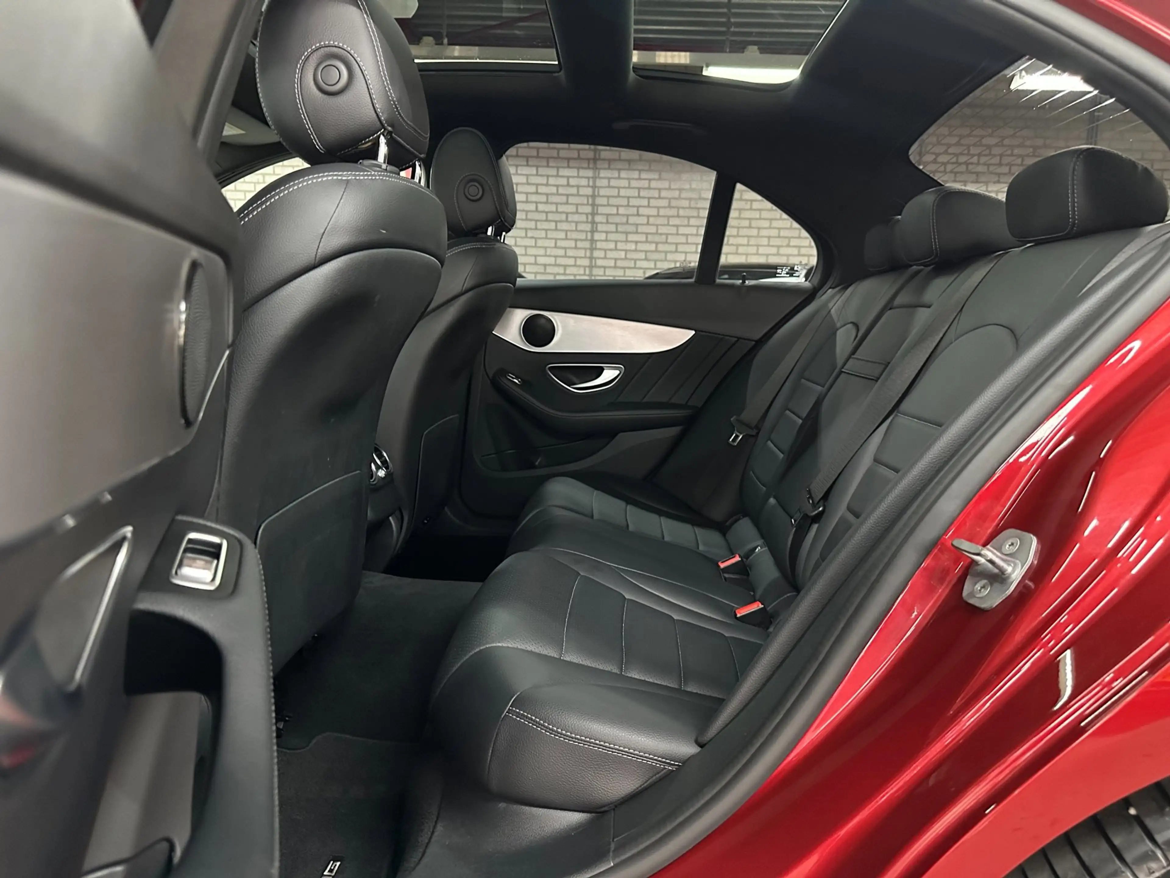 Mercedes-Benz C 180 AMG, Pano, Leder, BTW! — photo 14