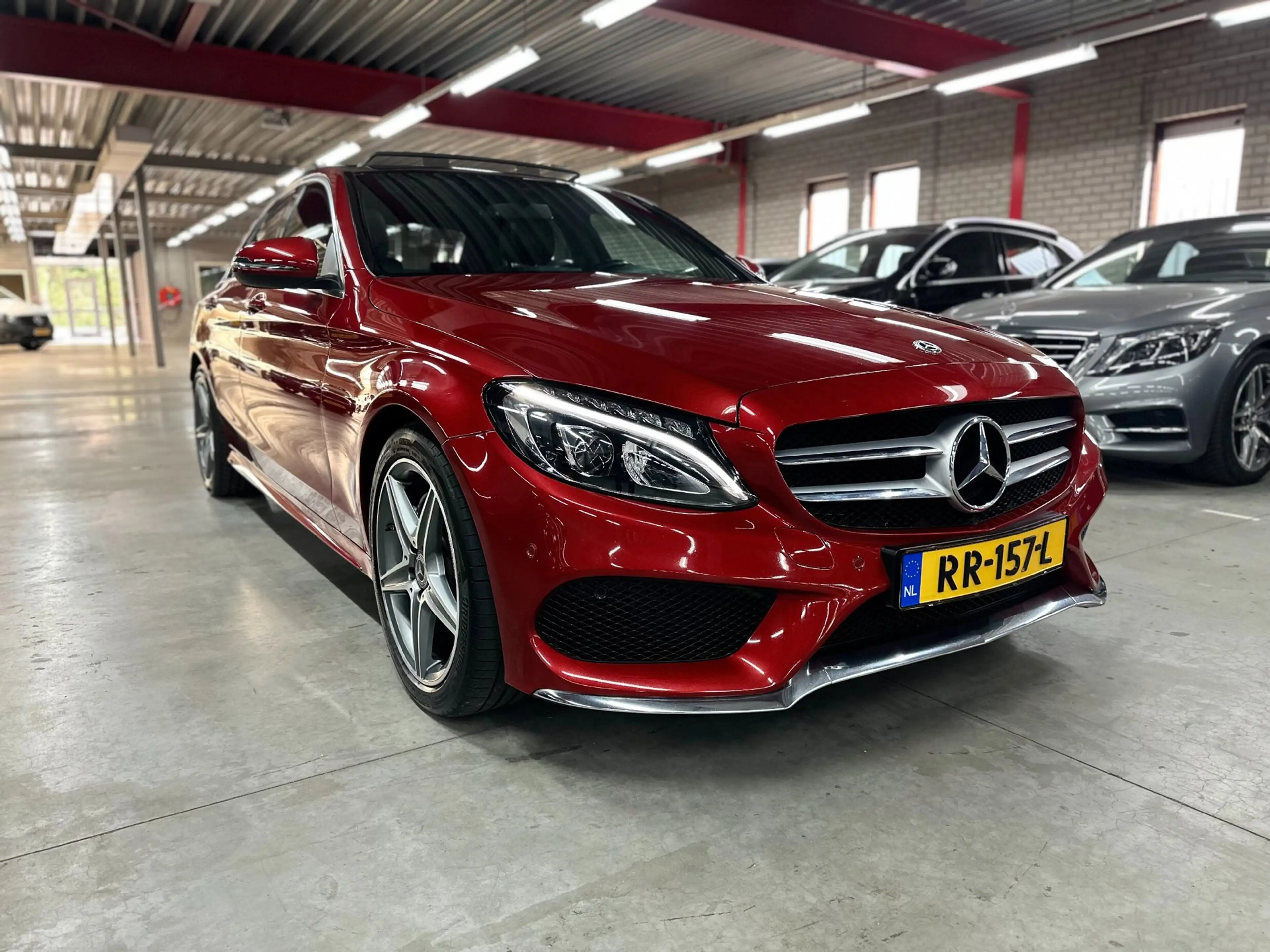 Mercedes-Benz C 180 AMG, Pano, Leder, BTW! — photo 6