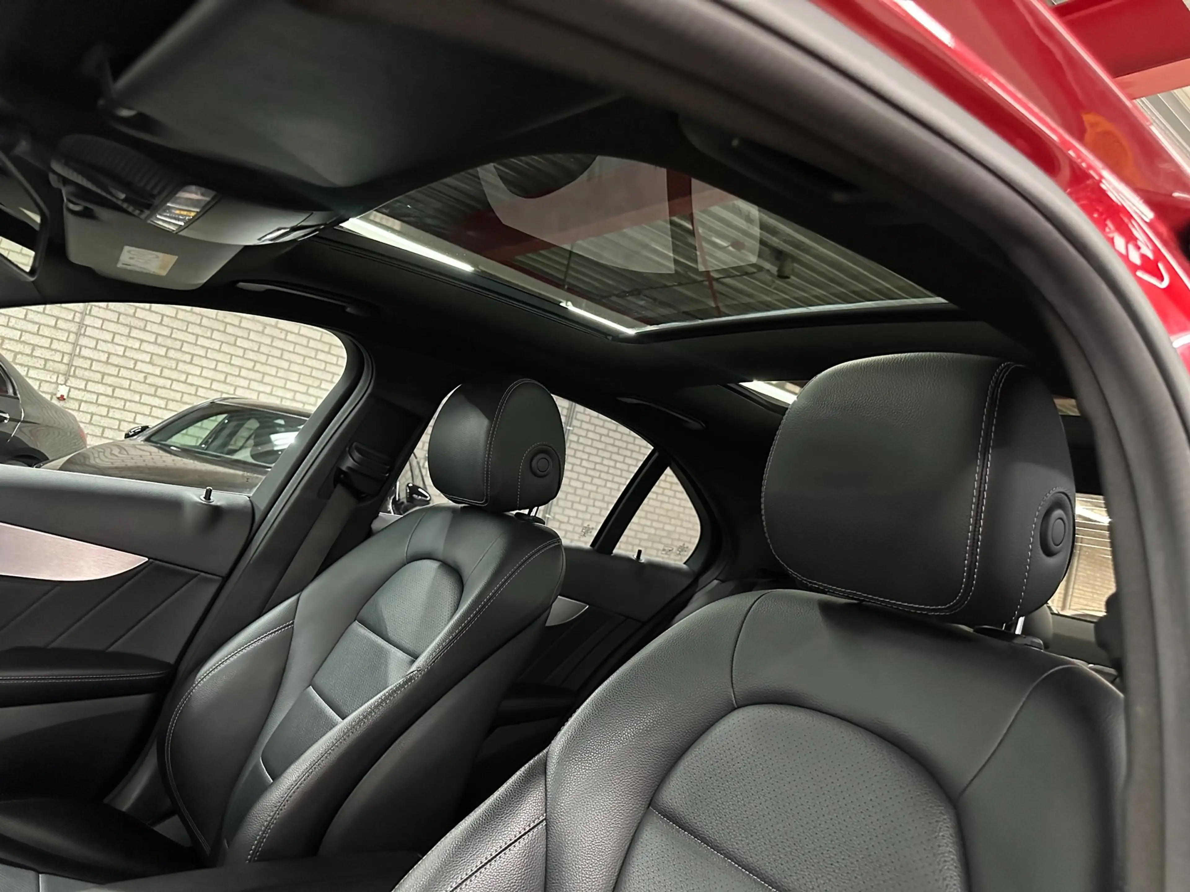 Mercedes-Benz C 180 AMG, Pano, Leder, BTW! — photo 10