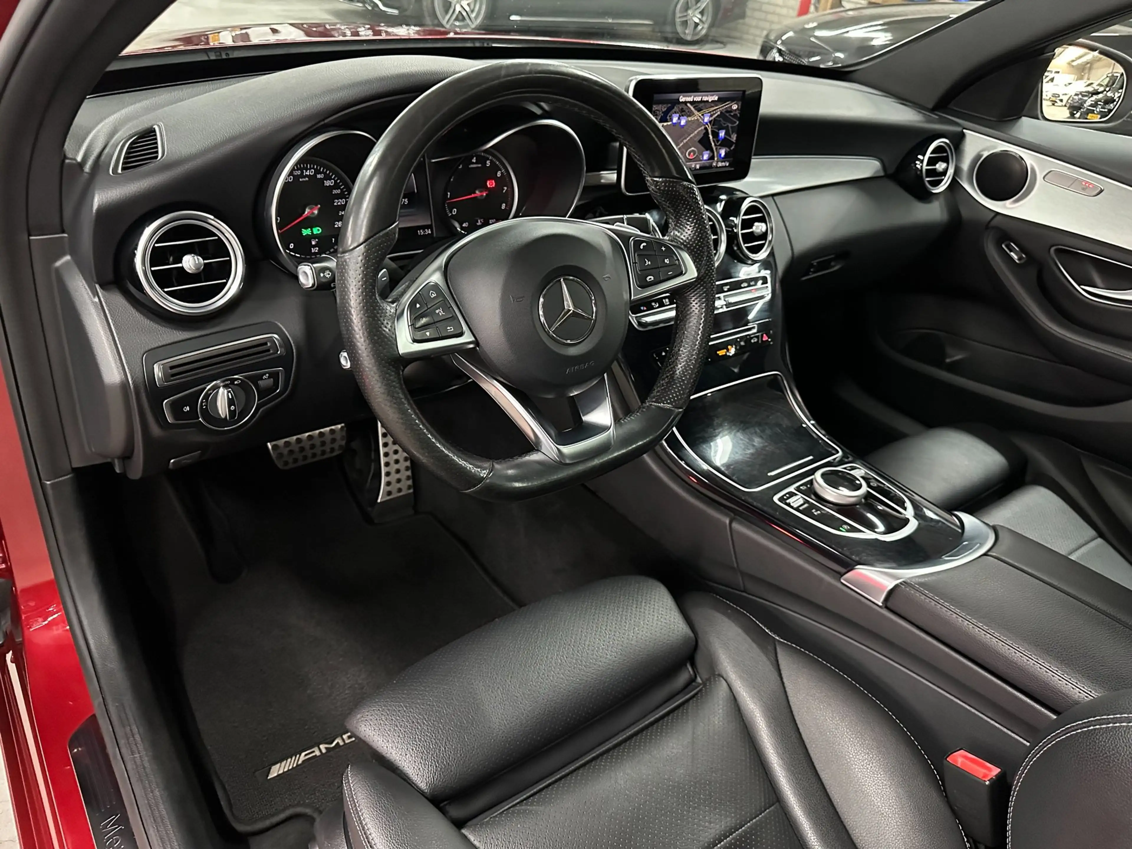 Mercedes-Benz C 180 AMG, Pano, Leder, BTW! — photo 3