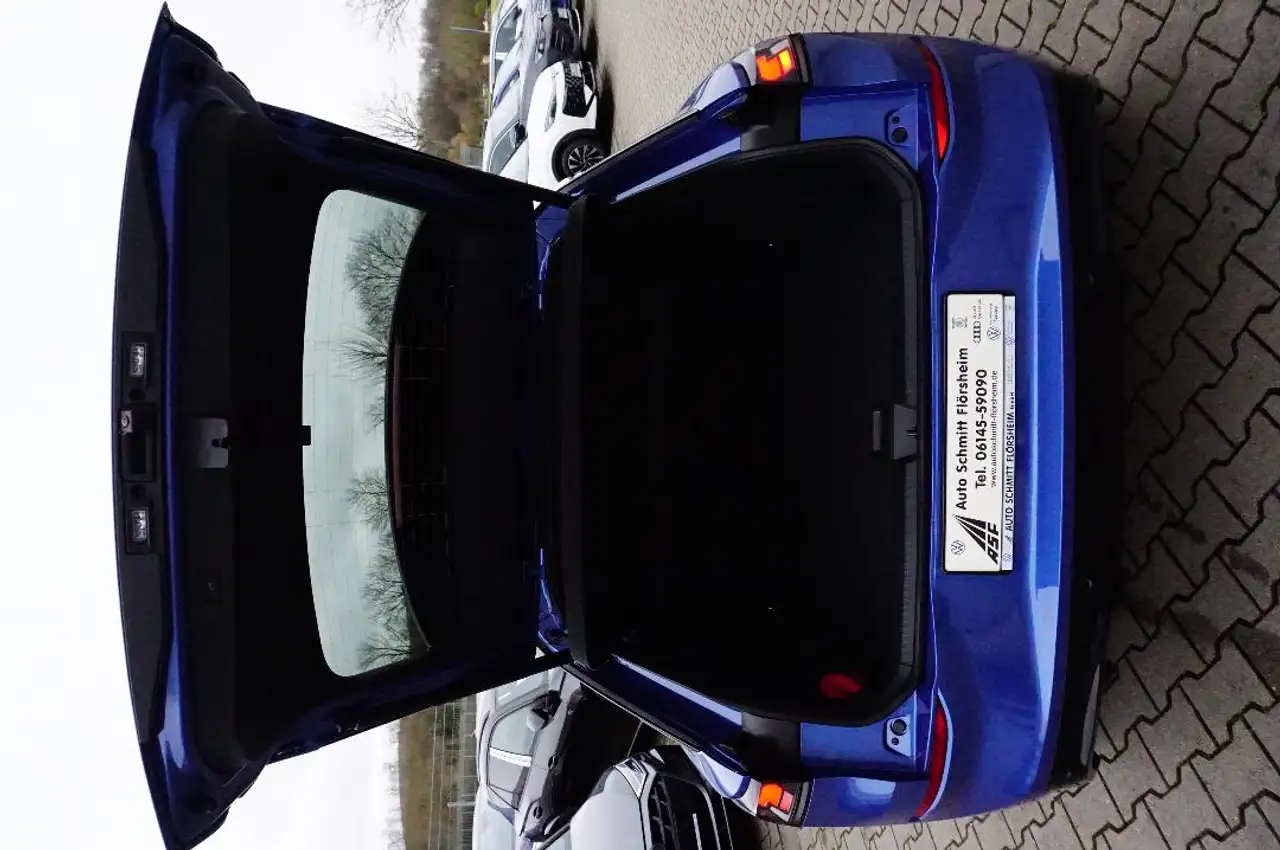 Volkswagen T-Roc R-Line"Black Style"1.5 l TSI 7-Gang-DSG Navi,ACC 10