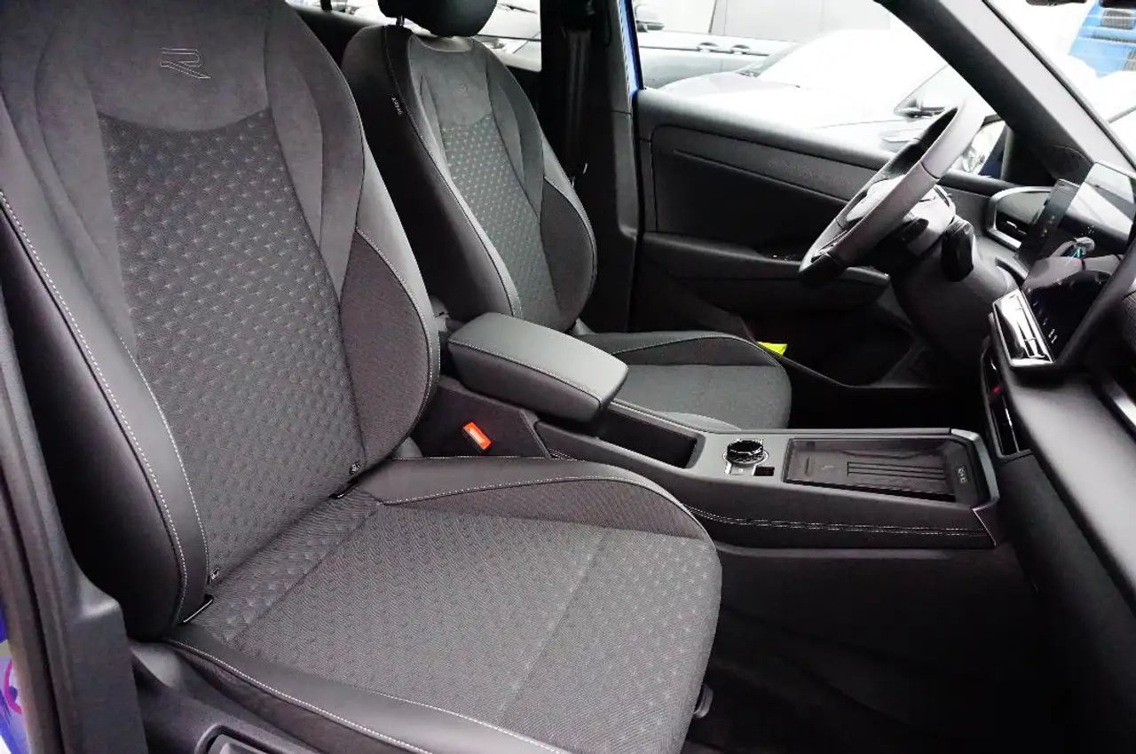 Volkswagen T-Roc R-Line"Black Style"1.5 l TSI 7-Gang-DSG Navi,ACC 17