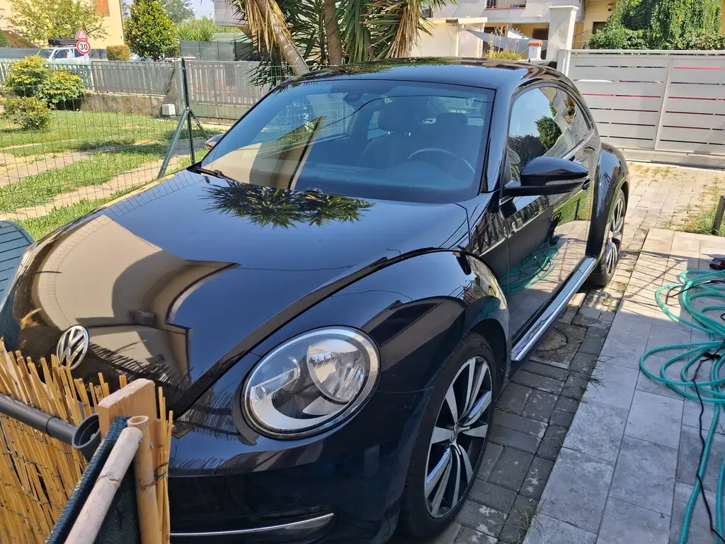 Volkswagen Maggiolino 2012 из Европы — купить под ключ