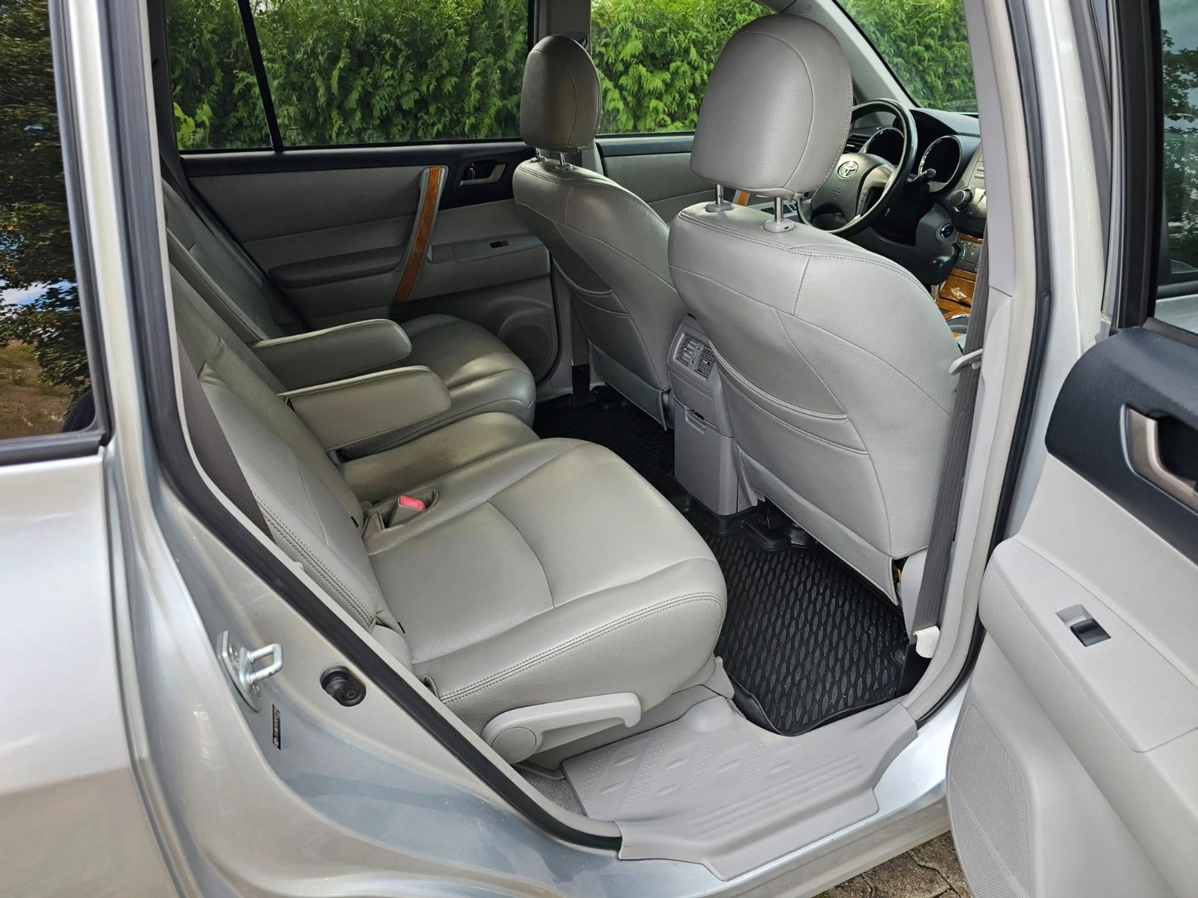Toyota Highlander Hybrid Leder Kamera — photo 13