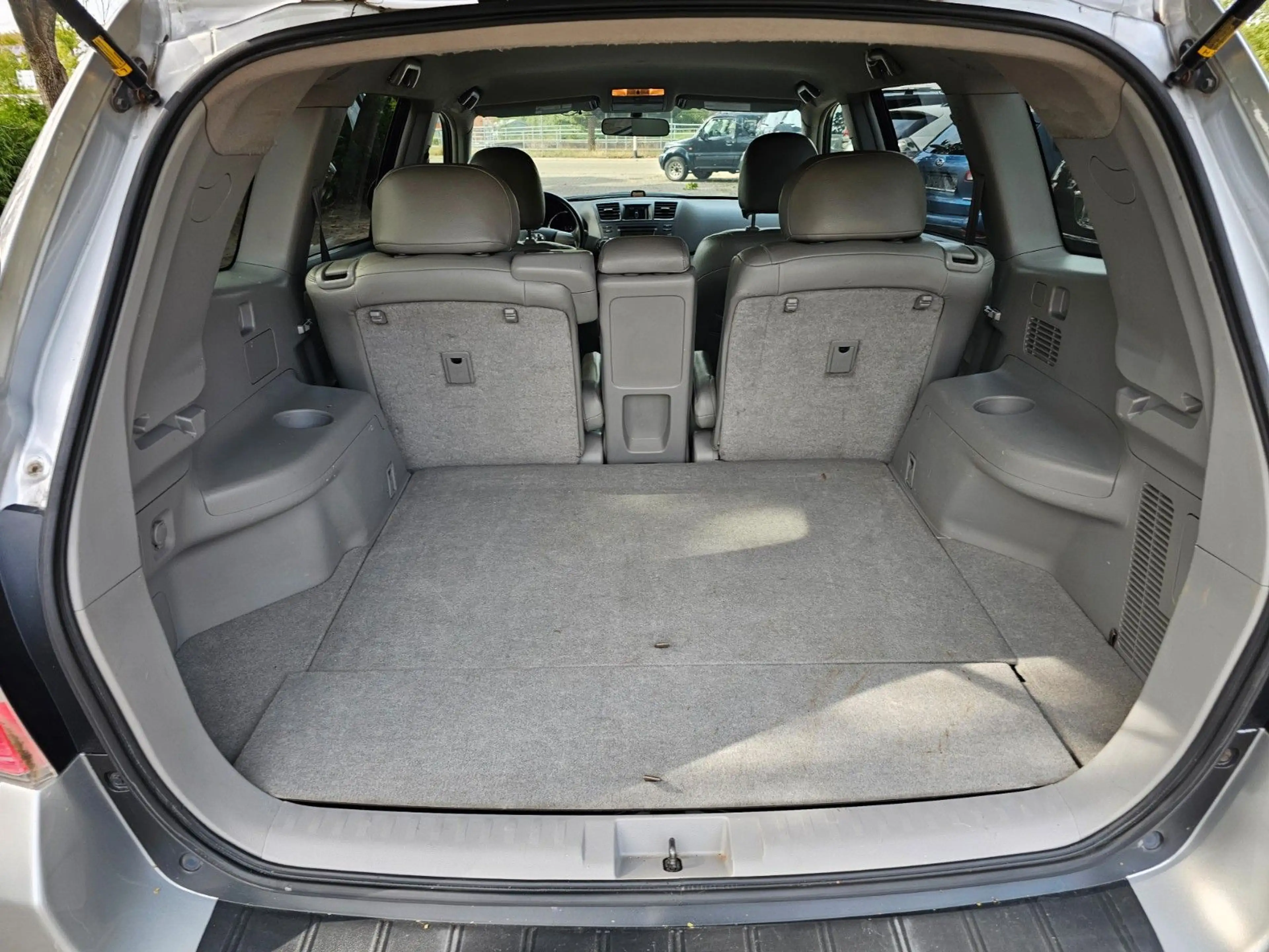Toyota Highlander Hybrid Leder Kamera — photo 12