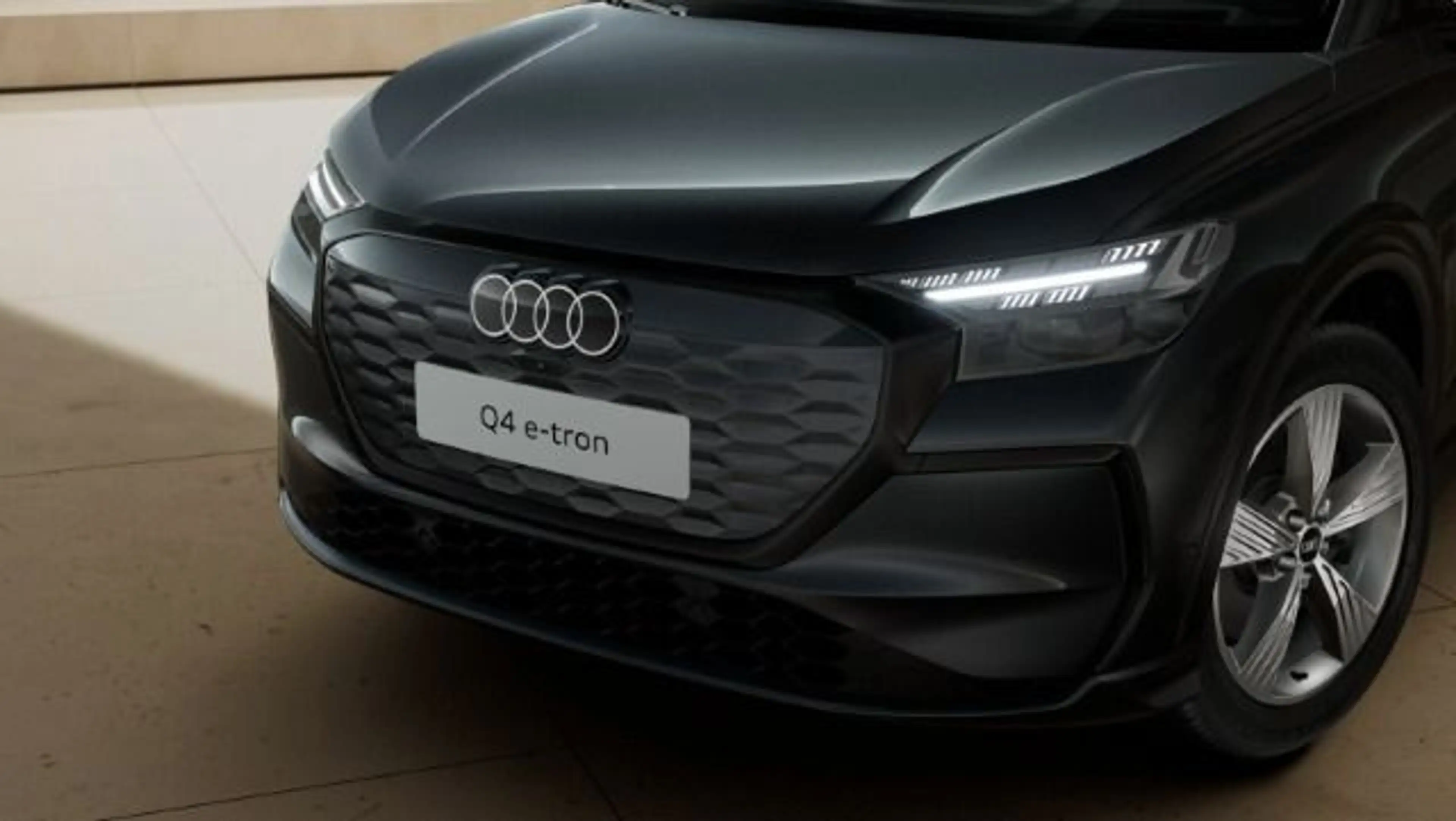 Audi Q4 e-tron performance 210 kW *Beifahrerdisplay*A — photo 3