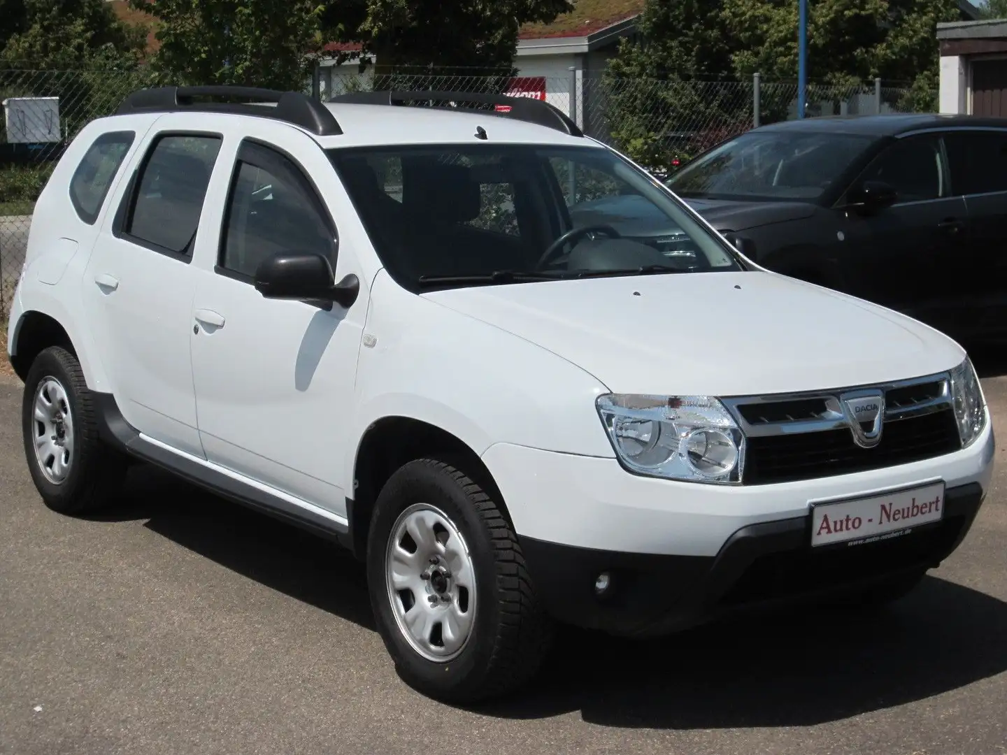 Dacia Duster I Laureate 4x2 Weiß - 1
