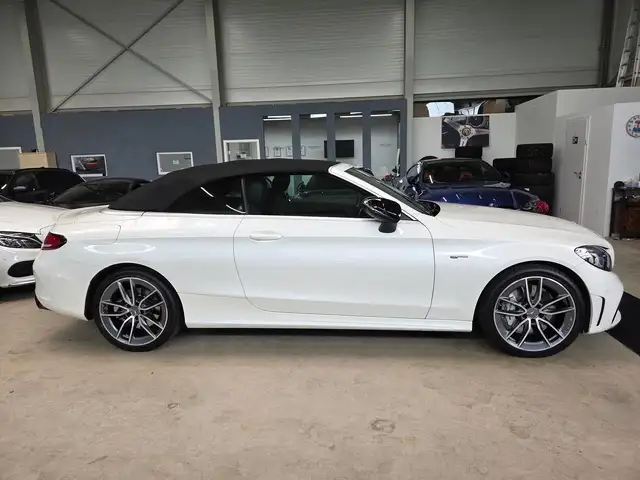 Mercedes-Benz C Class view 9