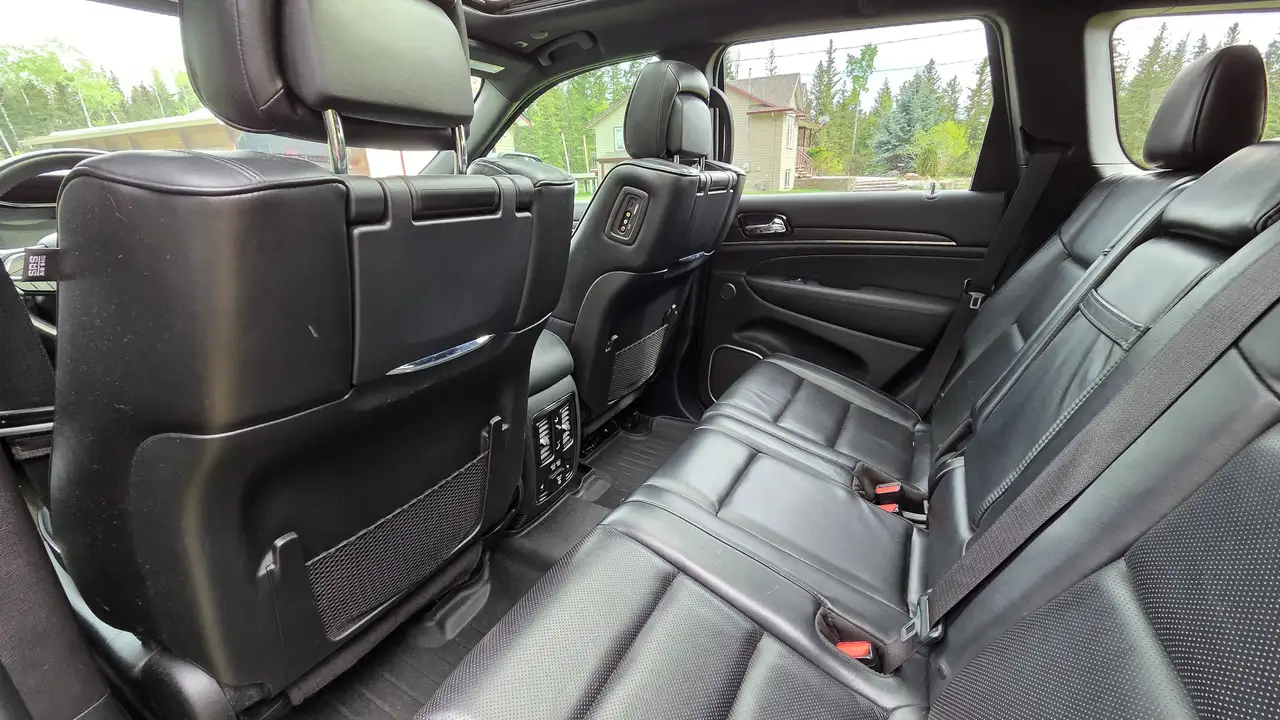 Jeep Grand Cherokee снимка Jeep Grand Cherokee