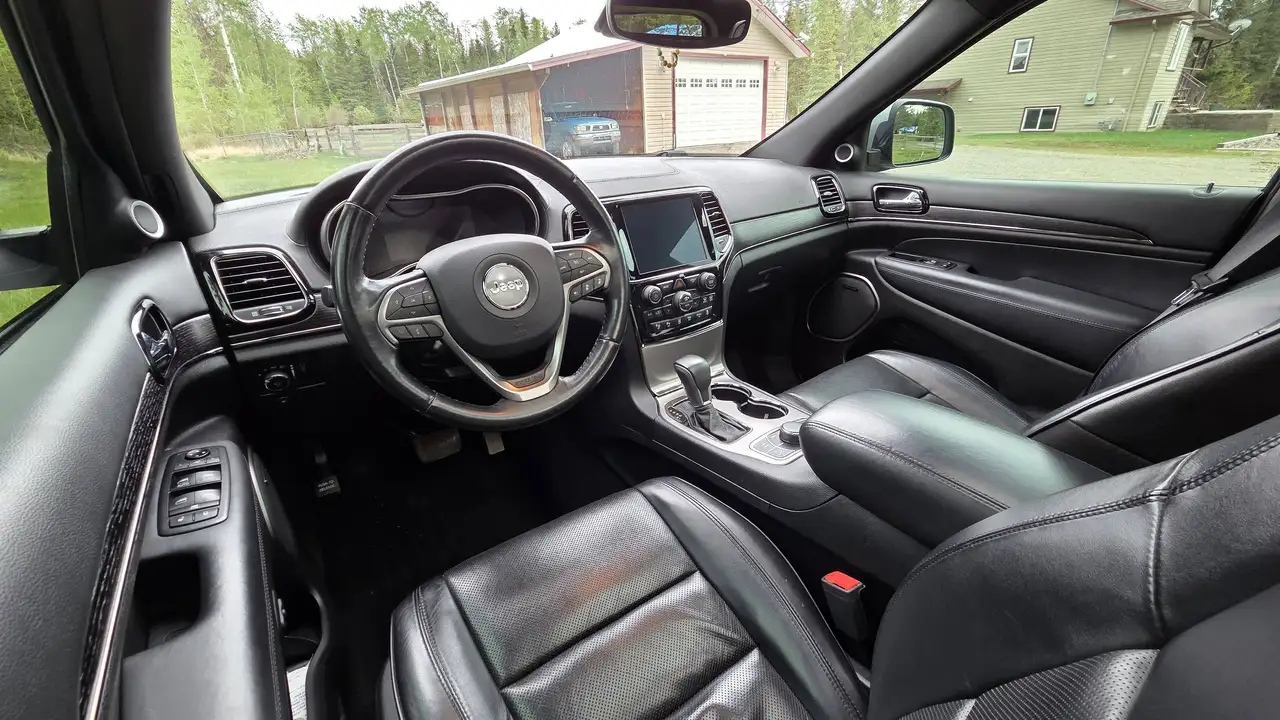 Jeep Grand Cherokee снимка Jeep Grand Cherokee