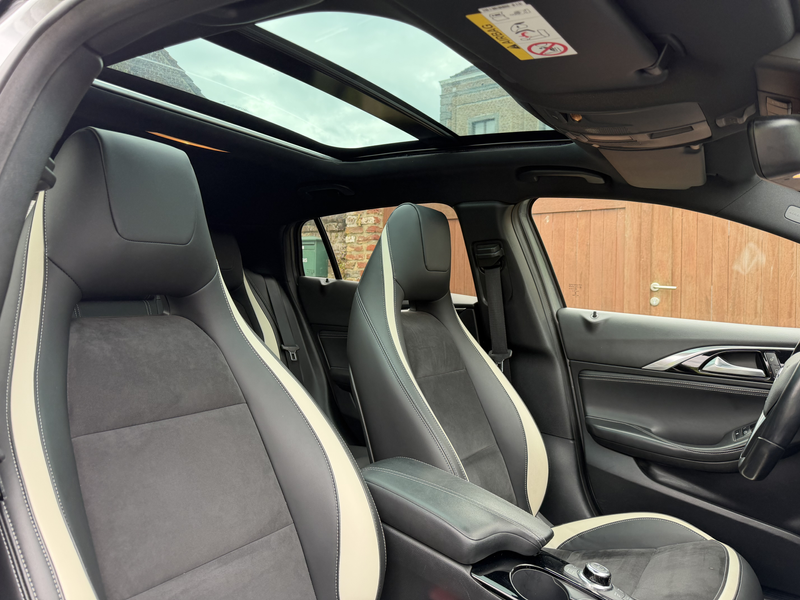 Infiniti Q30 S 1.6 Turbo Sport DCT *CAM*CRUISE*PANO* — photo 10