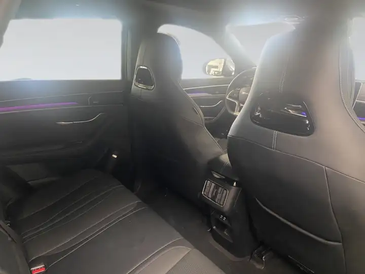 BYD Dolphin 2025, foto 11