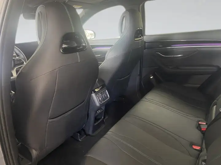 BYD Dolphin 2025, foto 14