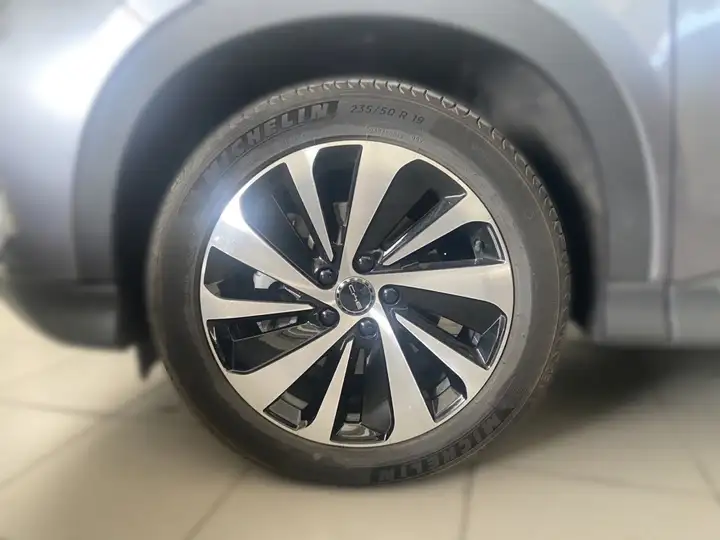 BYD Dolphin 2025, foto 8
