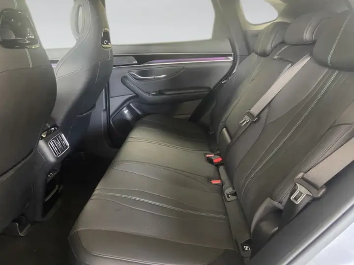 BYD Dolphin 2025, foto 15