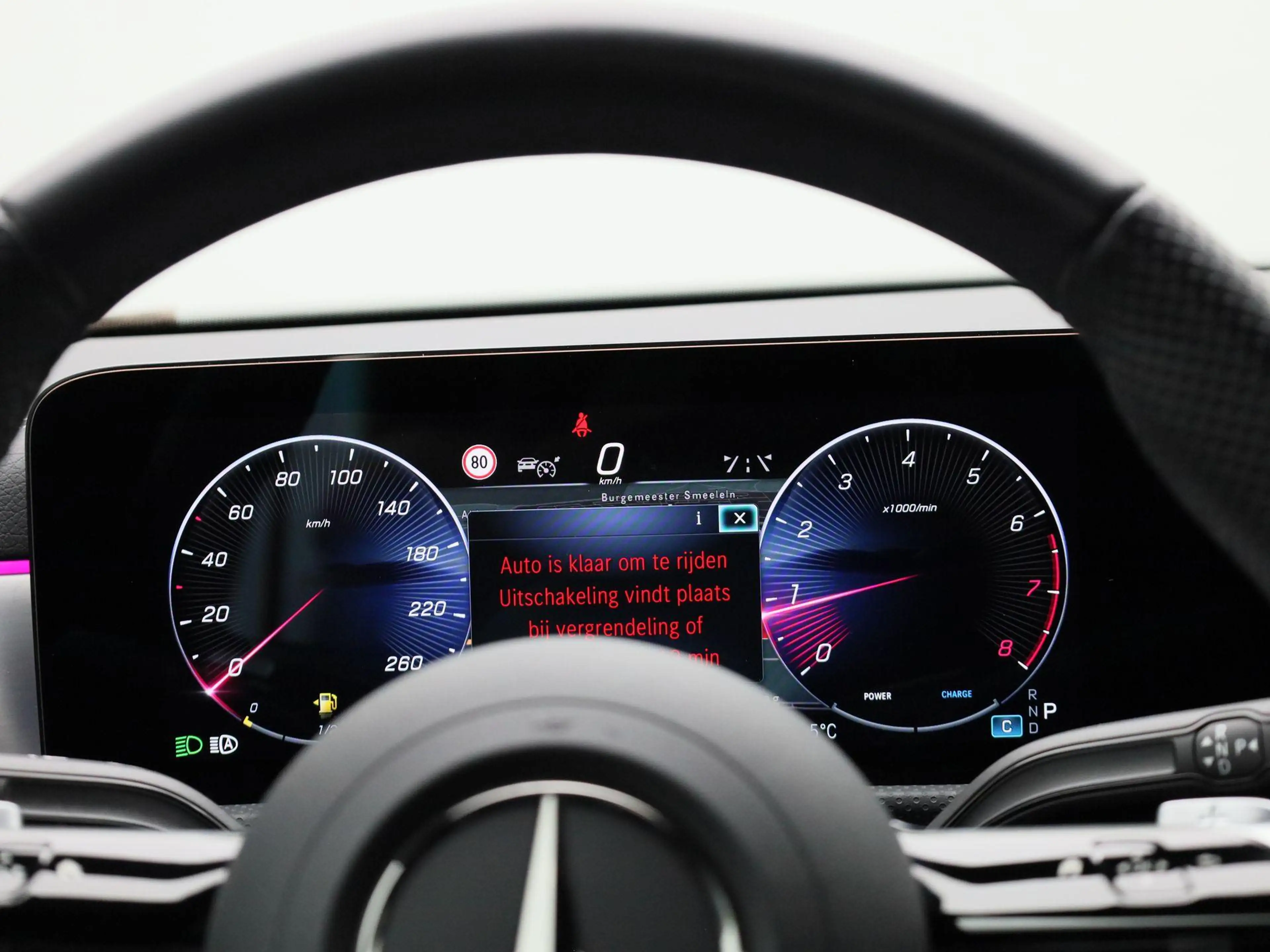 Mercedes-Benz CLA 200 AMG Line + 19 INCH + CAMERA + LED + 200 — photo 8
