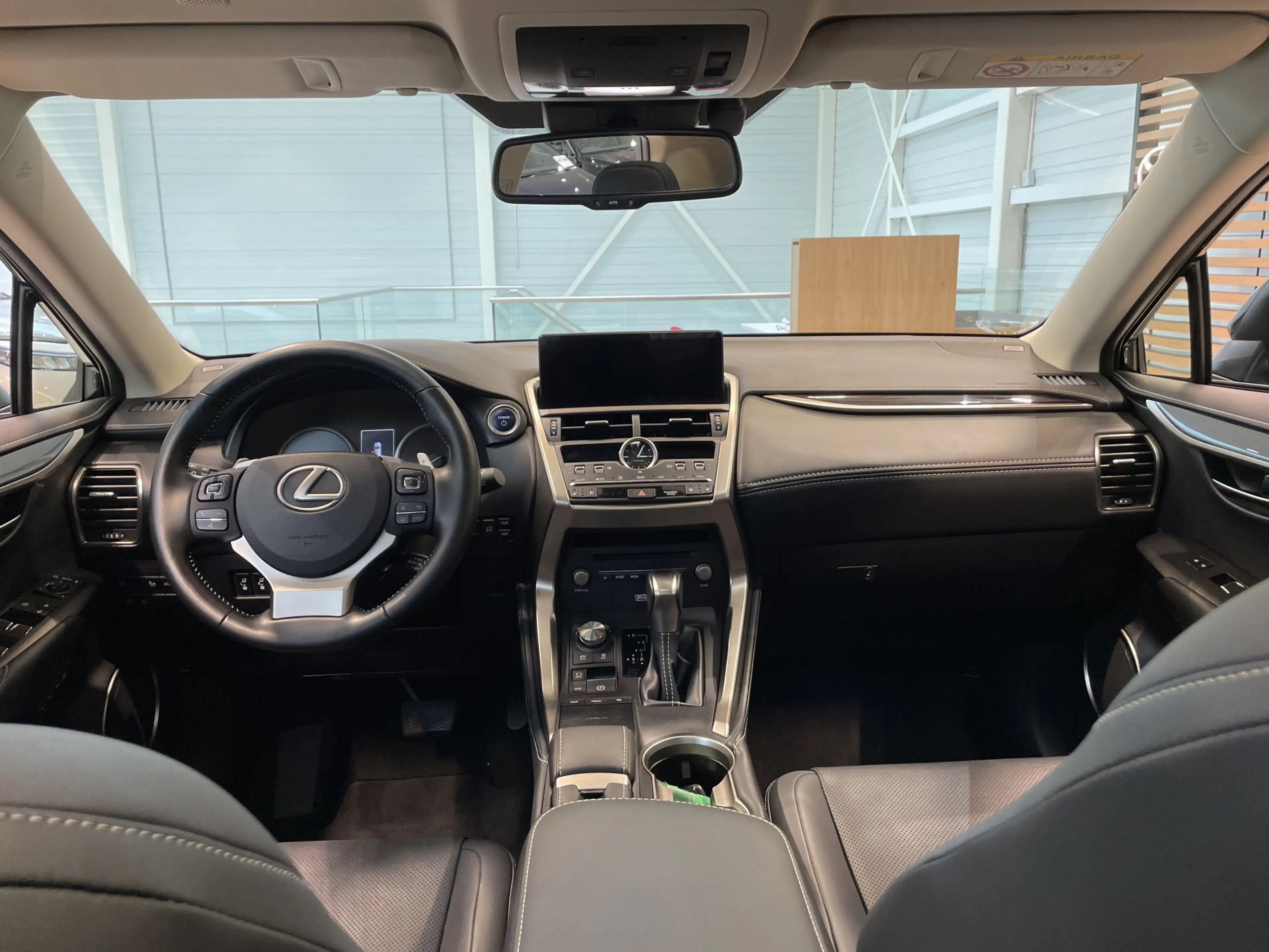 Lexus NX 300h AWD President Line | Mark Levinson | LED koplampen — photo 8