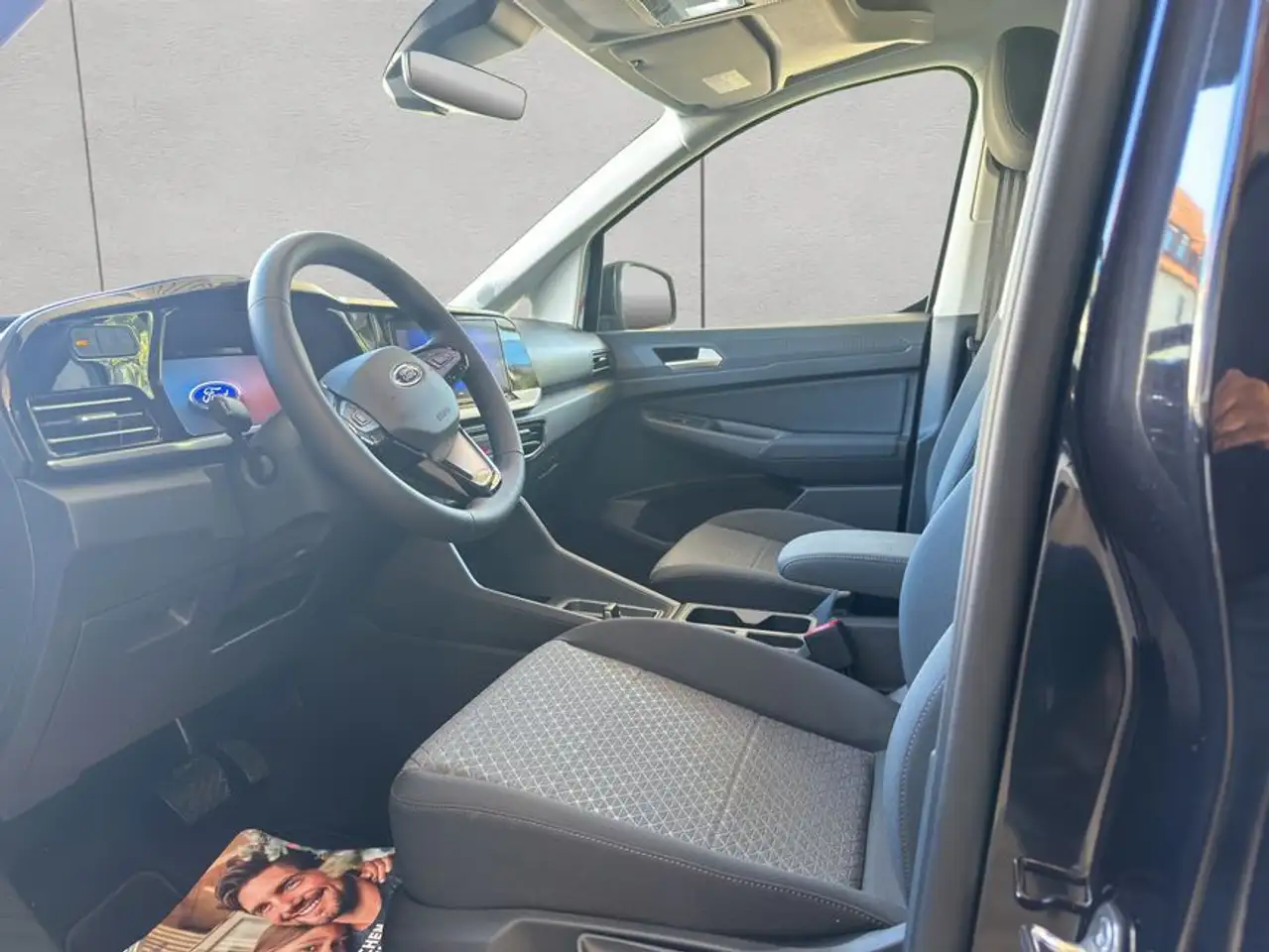 Ford Tourneo Connect 1.5 EcoBoost PHEV Aut. TITANIUM 10