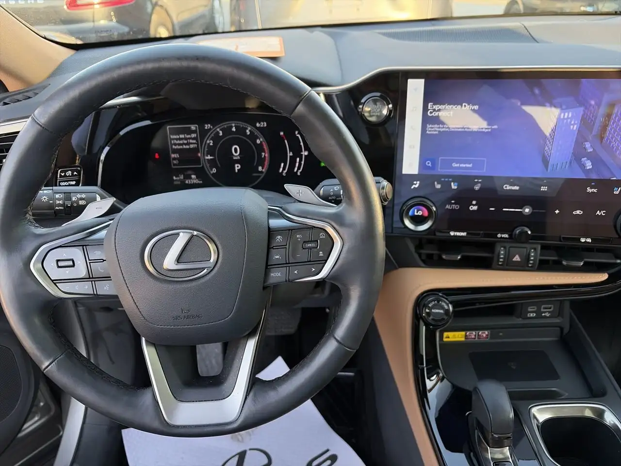Lexus NX снимка Lexus NX