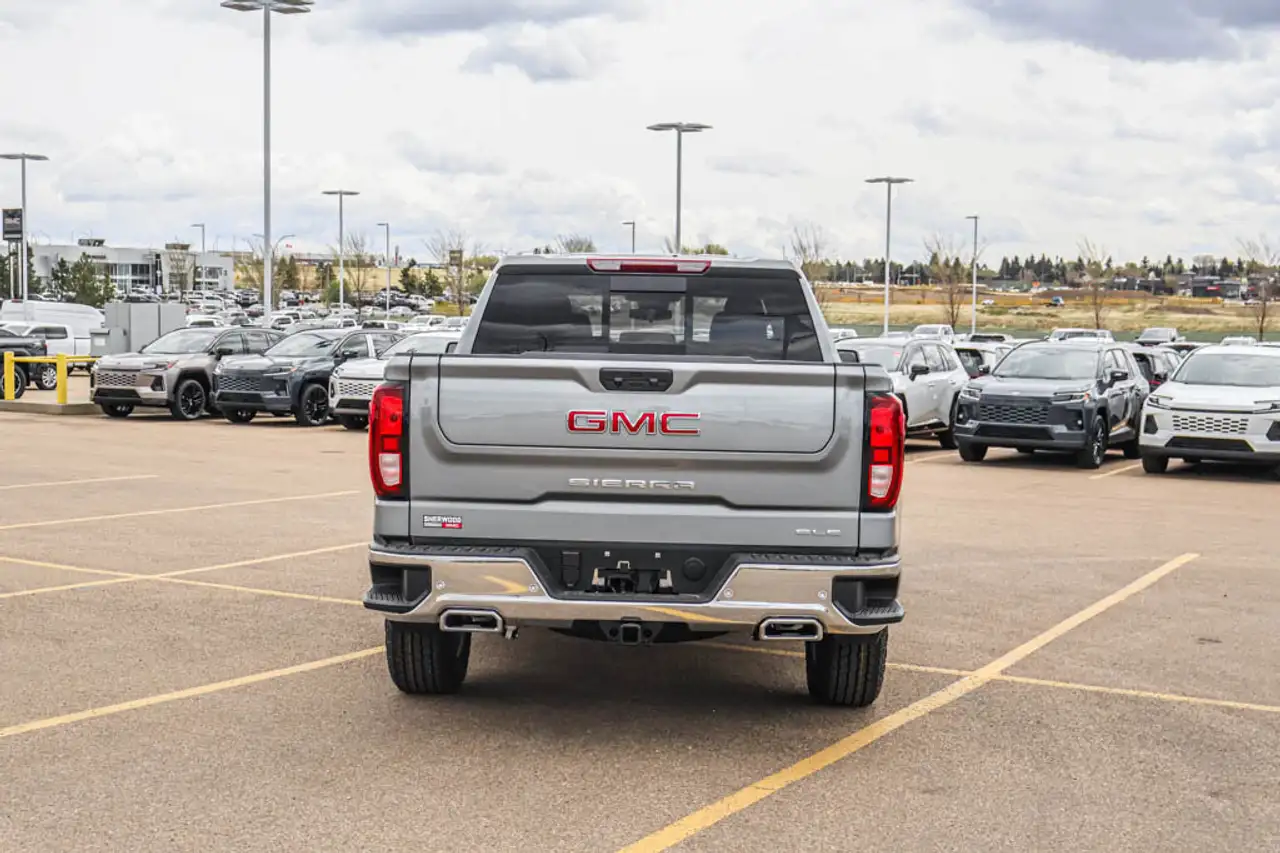 GMC Sierra 1500 снимка GMC Sierra 1500