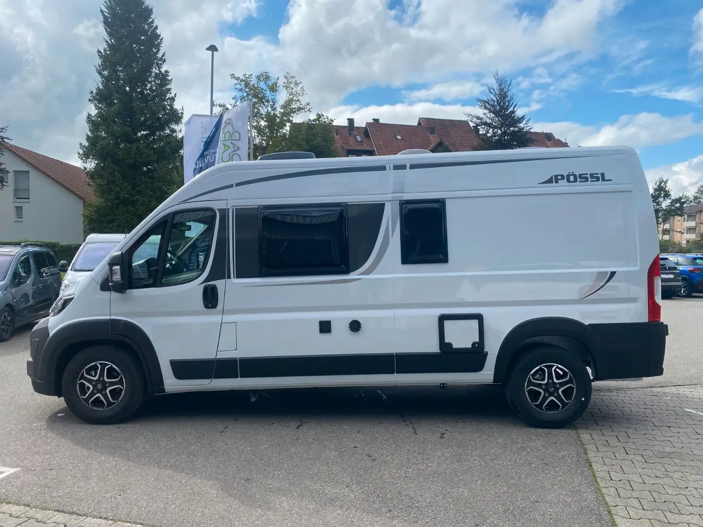 Pössl 2WIN S Plus 140 PS Komfort und Assistenzpaket Weiß - 2