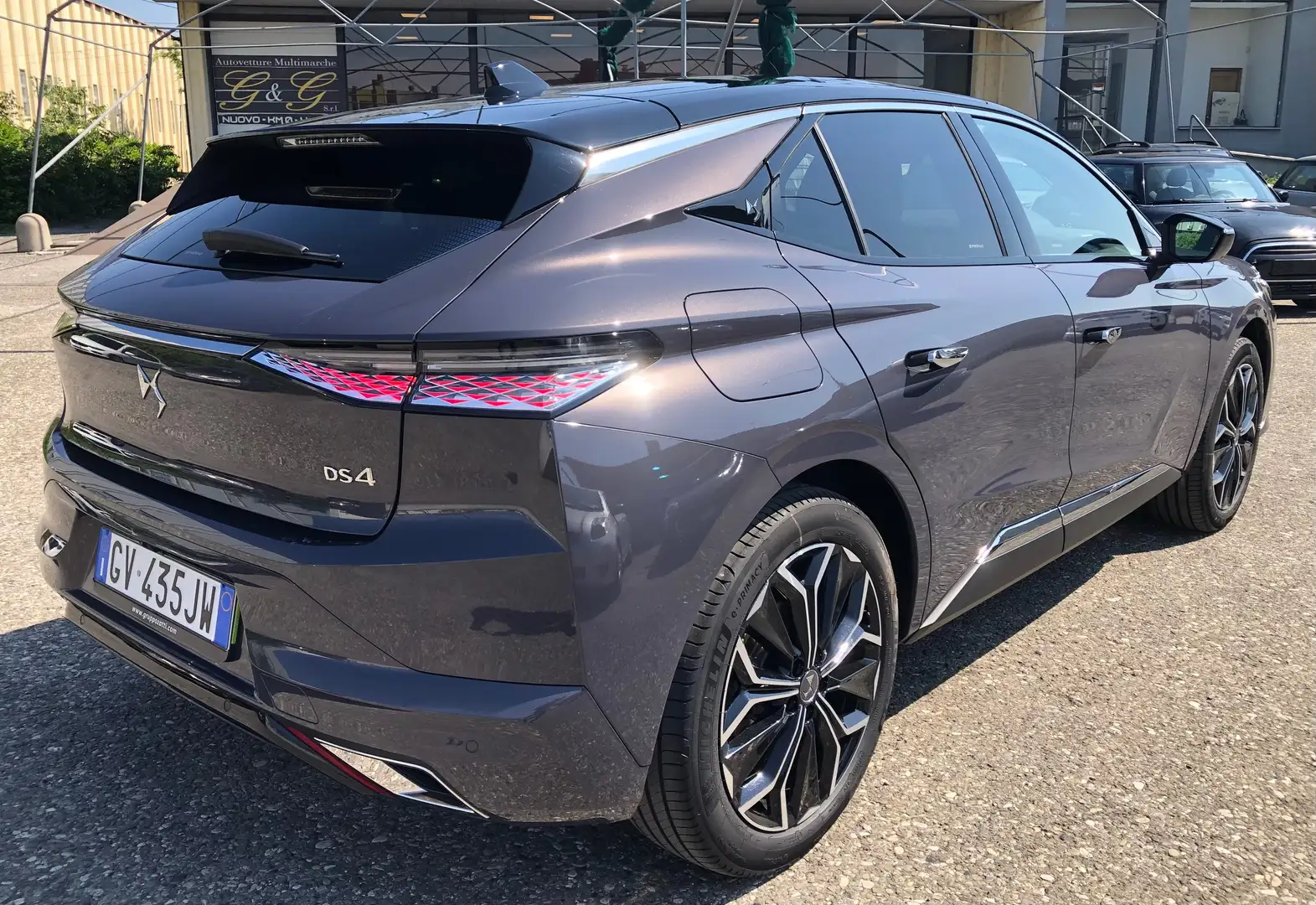 DS Automobiles DS 4 DS4 1.5 bluehdi Antoine De Saint Exupery 130 CV Gris - 2