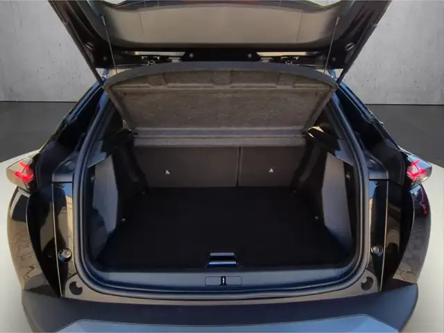 Peugeot 2008 view 7