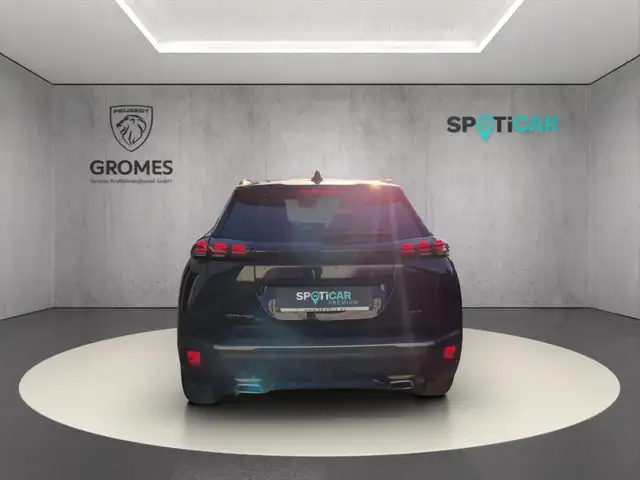 Peugeot 2008 view 4
