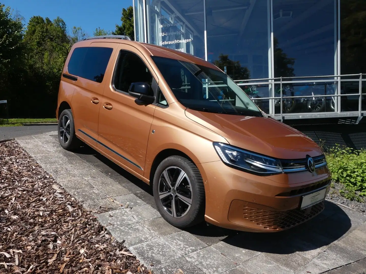 Volkswagen Caddy Kombi Style, LED, Navi, RF Kamera Braun - 1