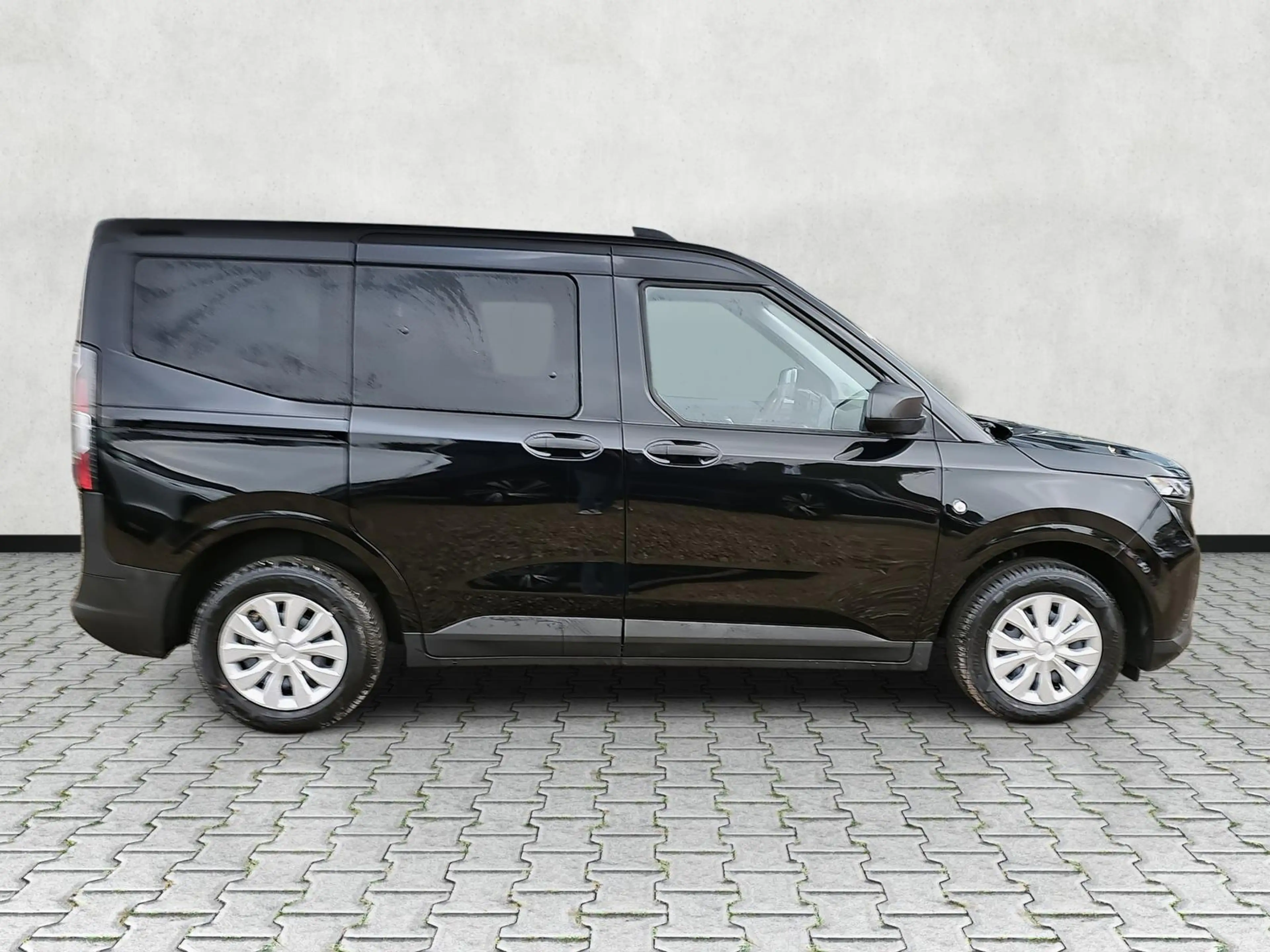 Ford Tourneo Courier 1.0 EB Trend 5JGar Kamera AHK — photo 9