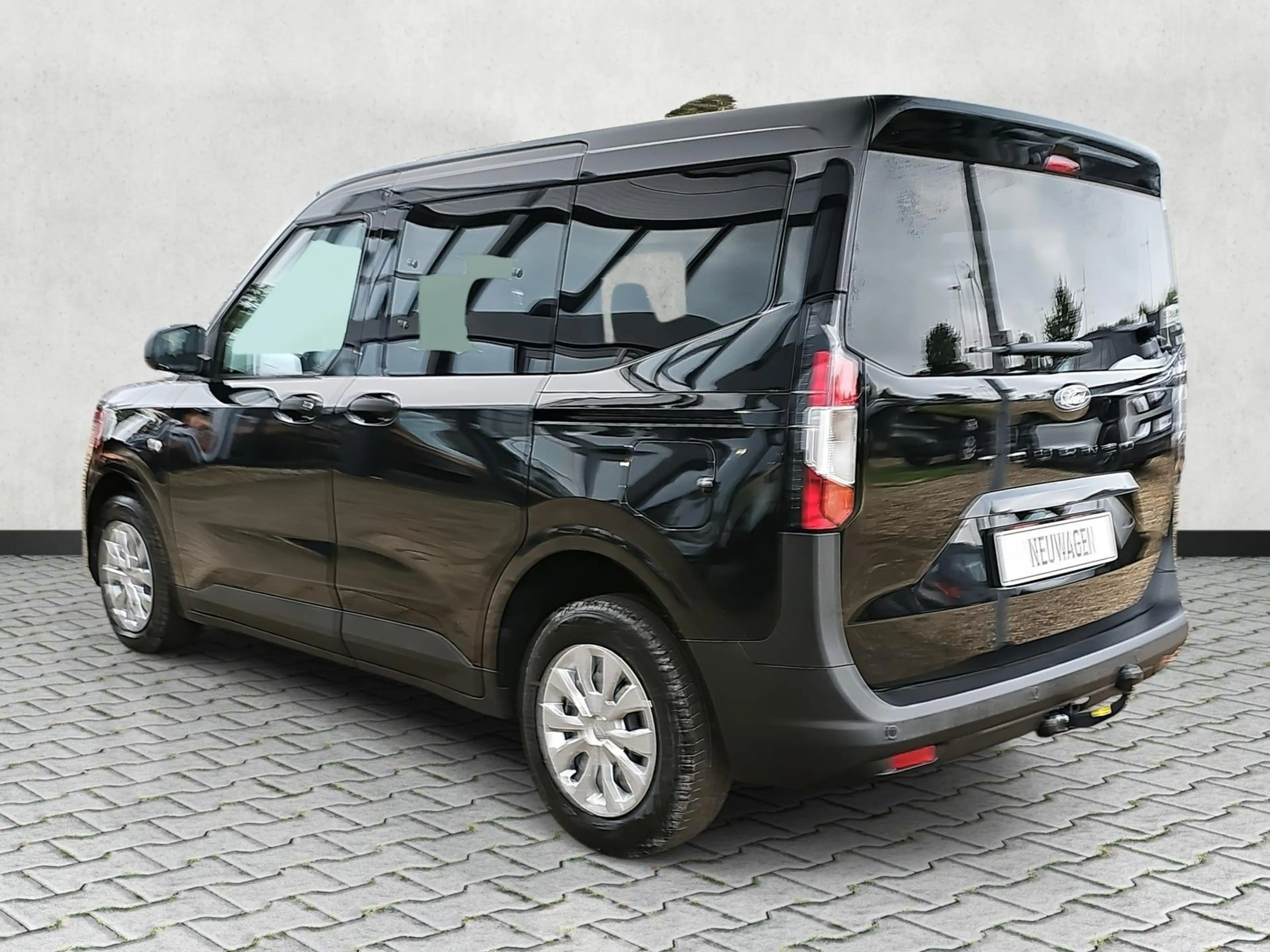 Ford Tourneo Courier 1.0 EB Trend 5JGar Kamera AHK — photo 6
