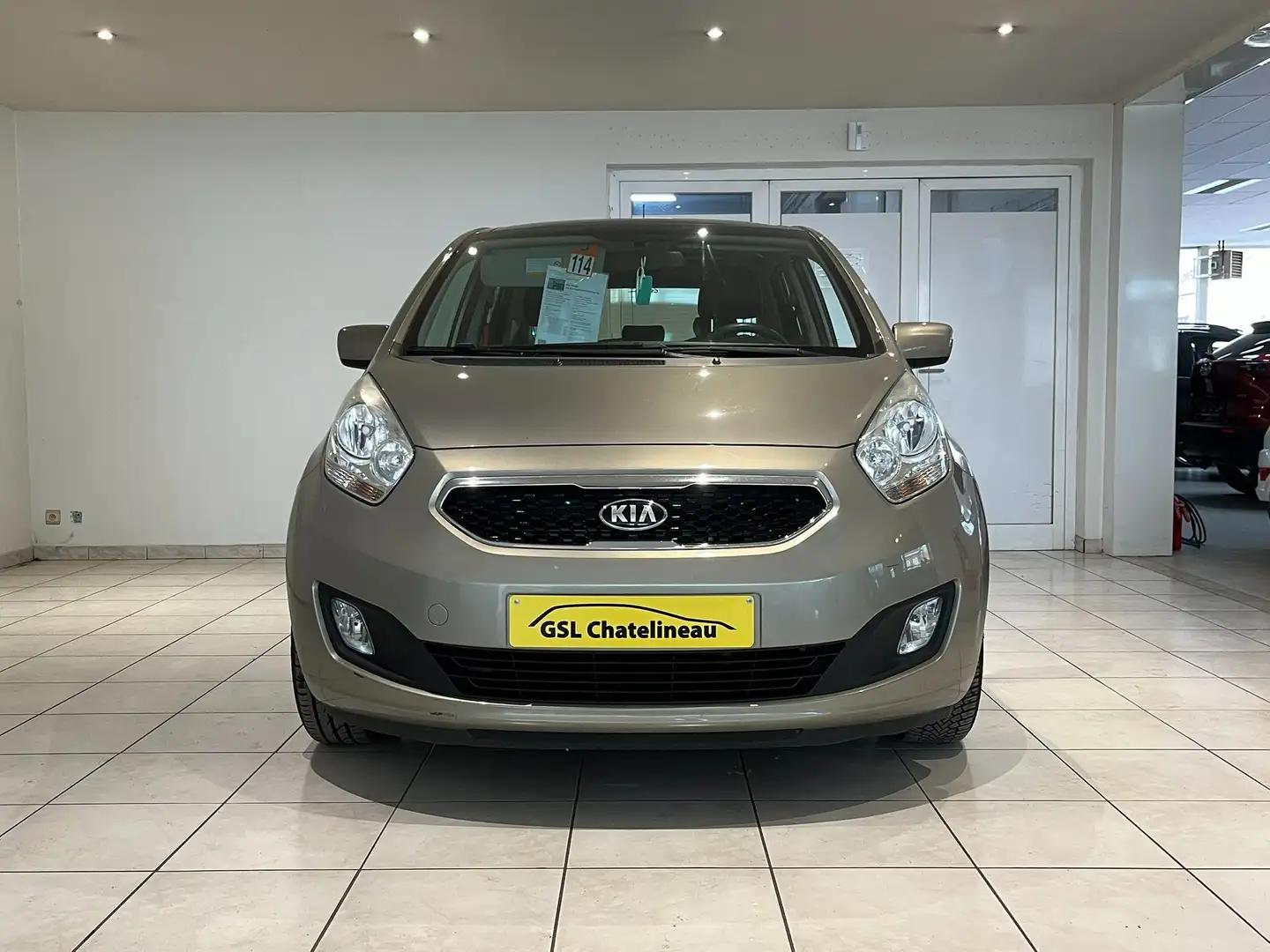 Kia Venga 1.4D 90cv Navi/Cruise/Toit Pano ouvrant/Bluetooth Beige - 2