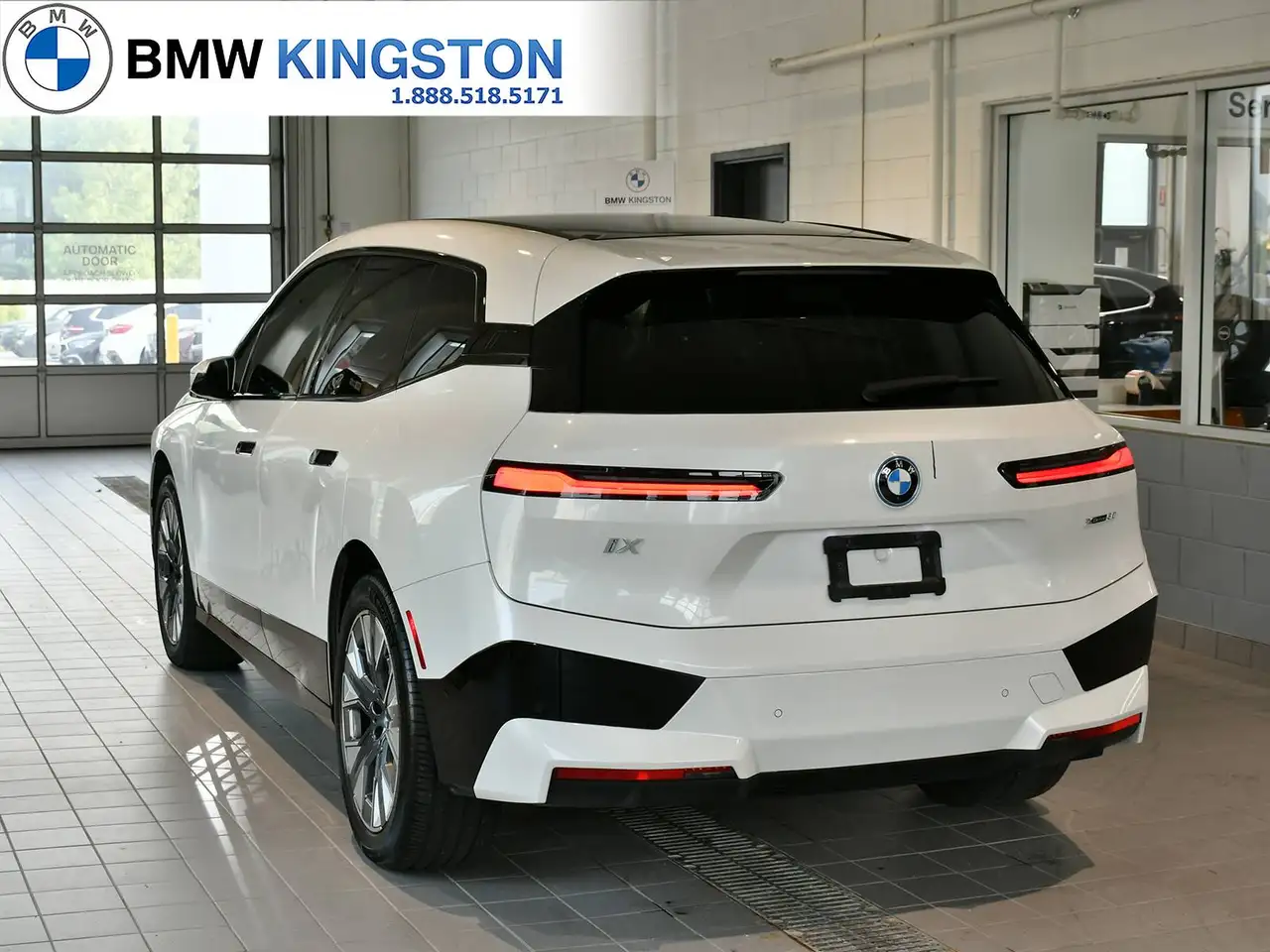 BMW iX photo BMW iX