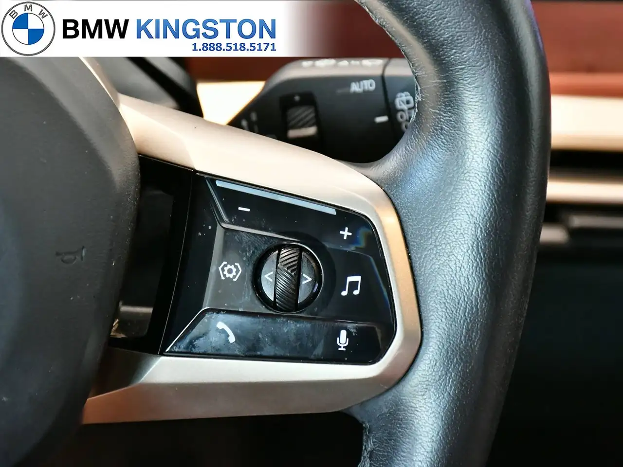 BMW iX photo BMW iX