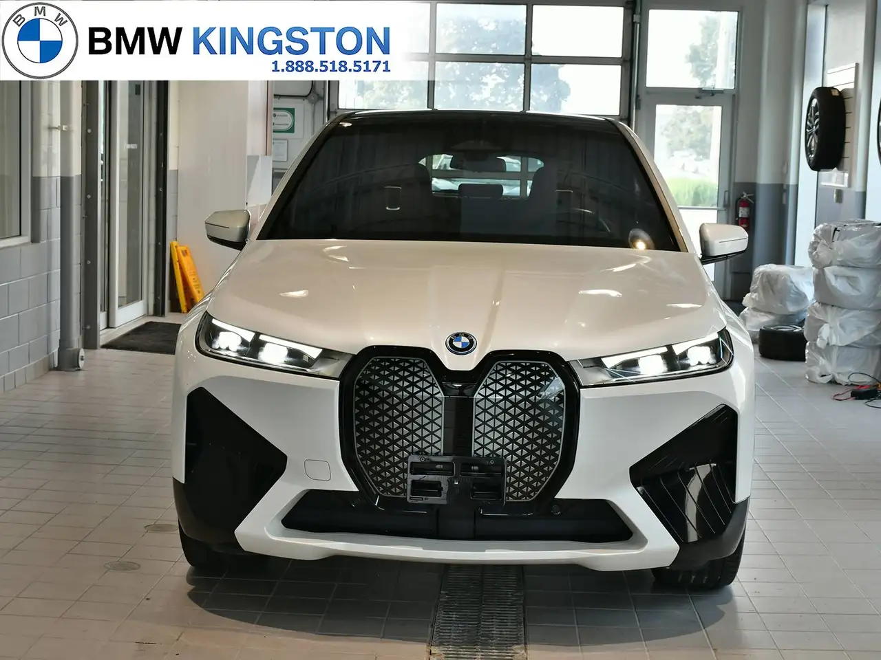 BMW iX photo BMW iX