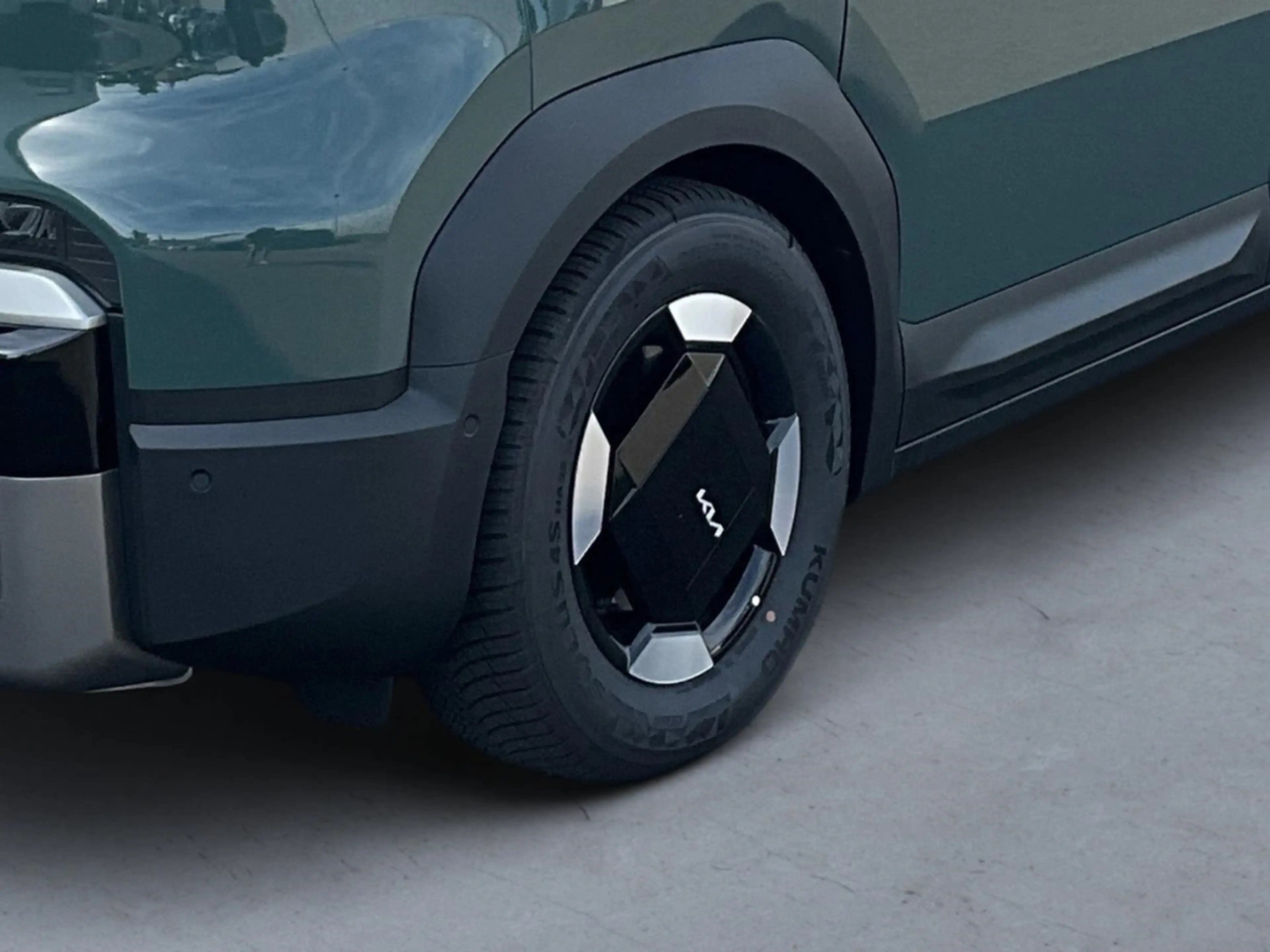 Kia PV5 Passenger Passenger ELITE 71,2 kWh Power Smart Comfort WP Al — photo 5