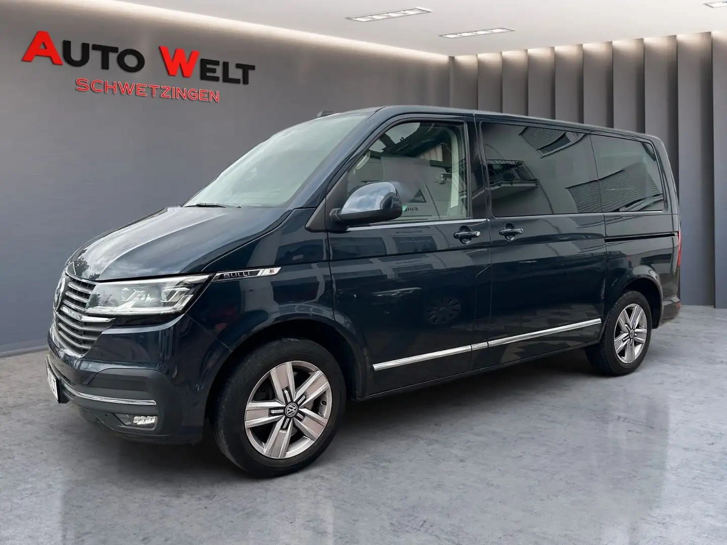 Volkswagen T6 Multivan BULLI/7-Sitzer/LED/Standhzg./AHK Blau - 2