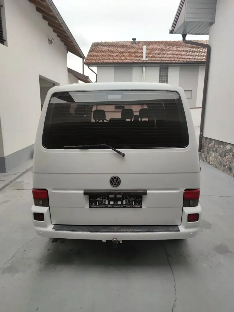 Volkswagen T4 2,5 Syncro 102 PS Weiß - 2