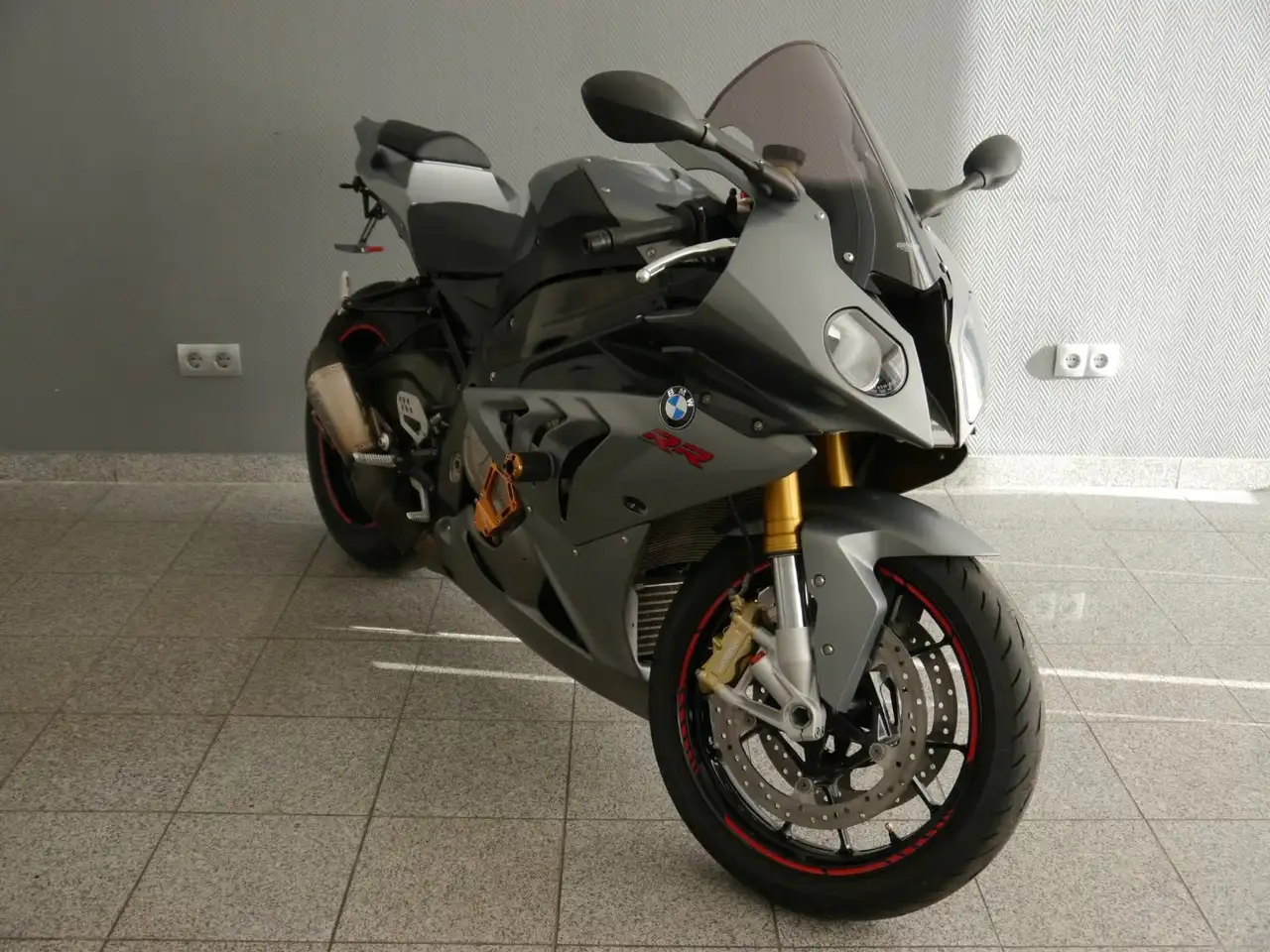 BMW S 1000 RR