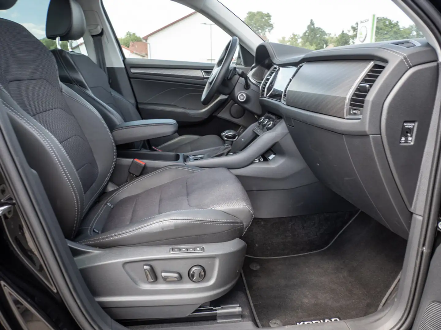 Skoda Kodiaq Style 2.0 TDI ACC STANDHZ MATRIX-LED Noir - 2