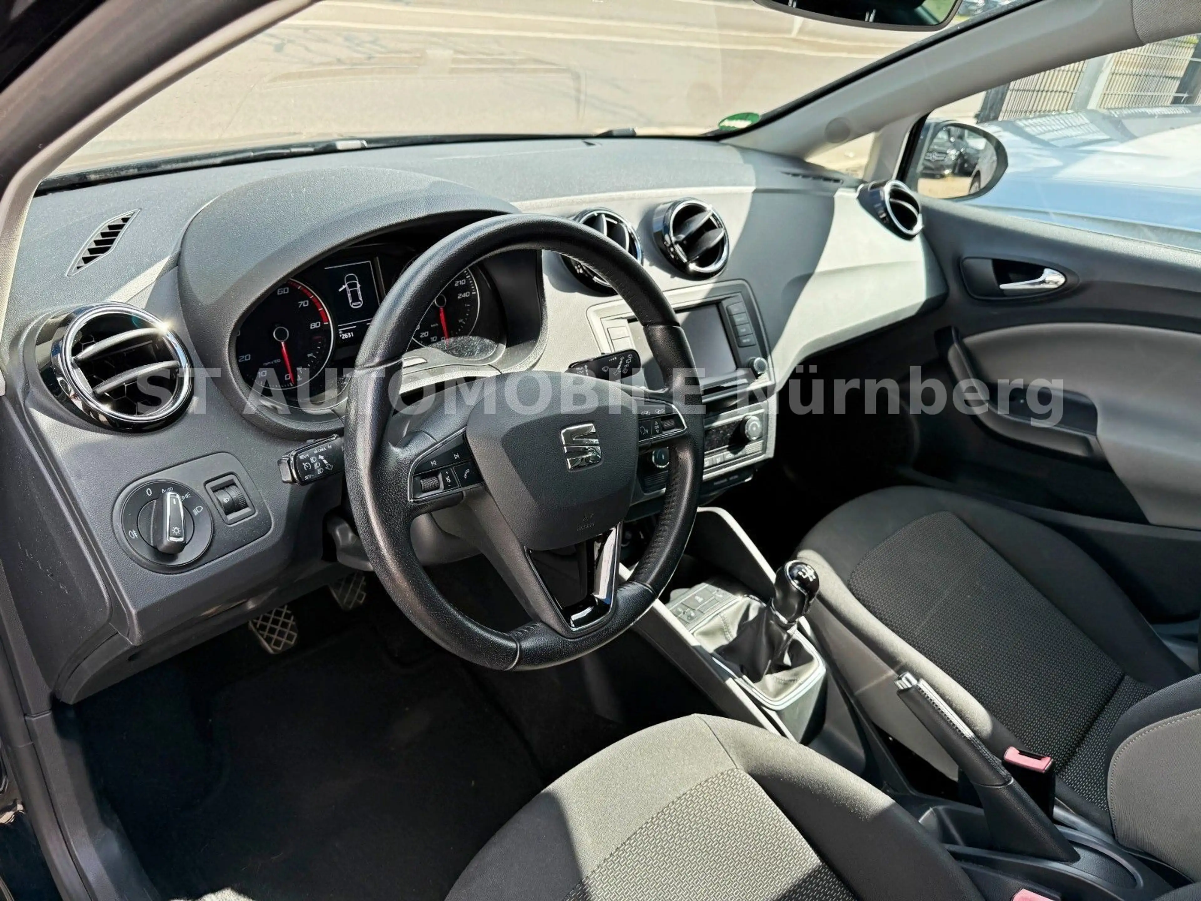SEAT Ibiza Style 5-TÜR*PDC*TEMPOMAT*KLIMA*SITZHZG* — photo 7