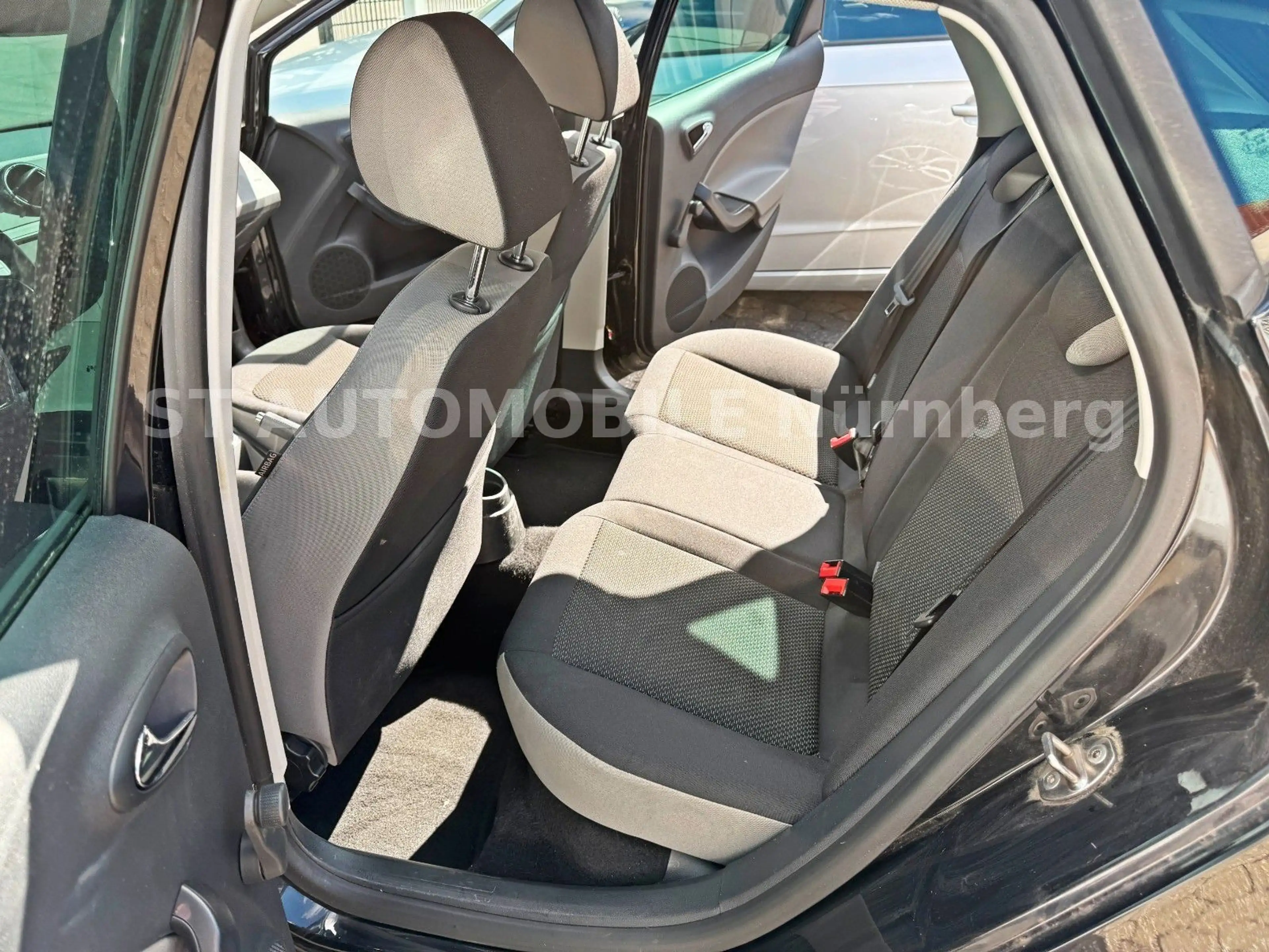 SEAT Ibiza Style 5-TÜR*PDC*TEMPOMAT*KLIMA*SITZHZG* — photo 14