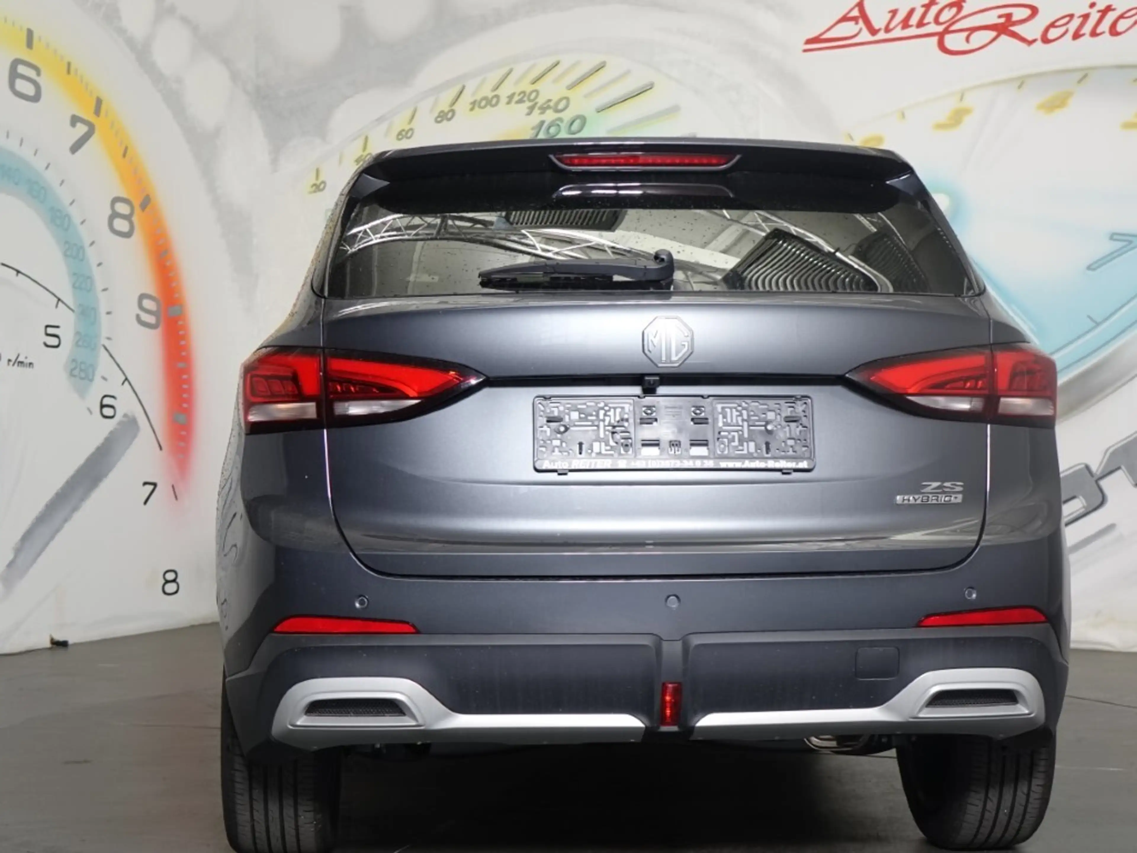 MG ZS 1.5 Hybrid+ Luxury *LED, NAVI, LEDER, RFK* — photo 12