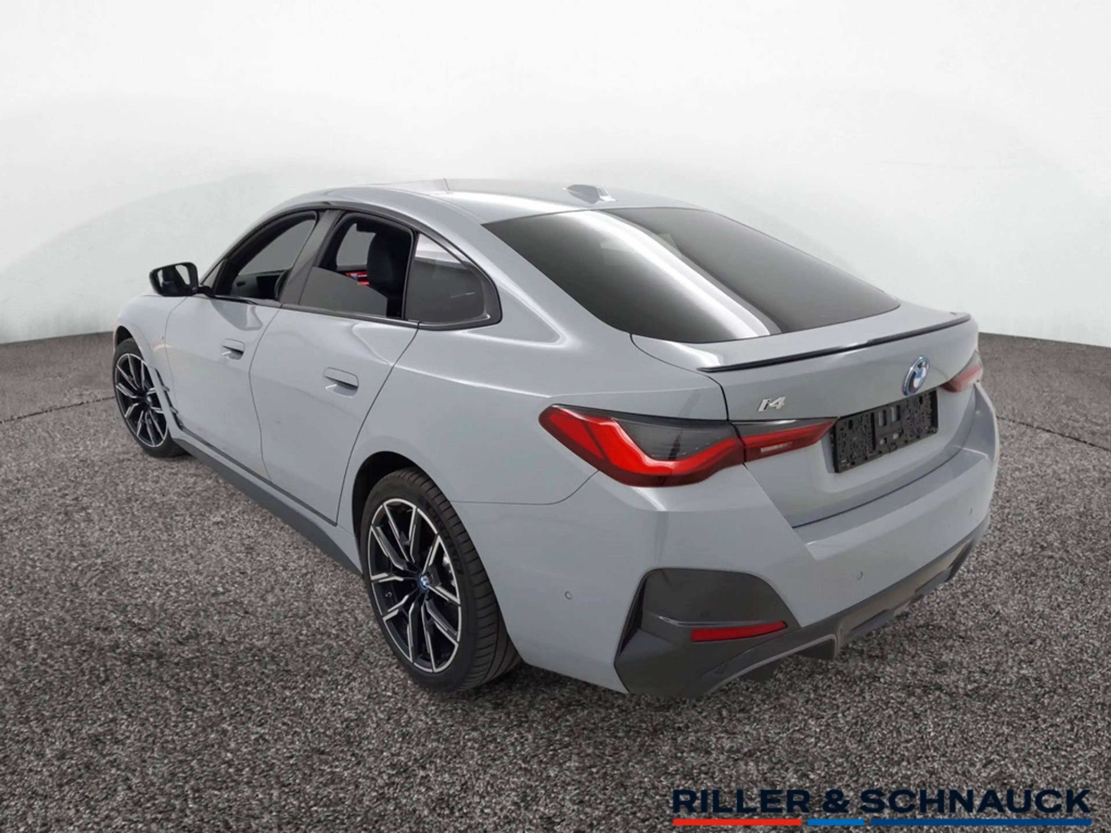 BMW i4 35 M Sport Pro AHK+GLASDACH+CARBON — photo 4