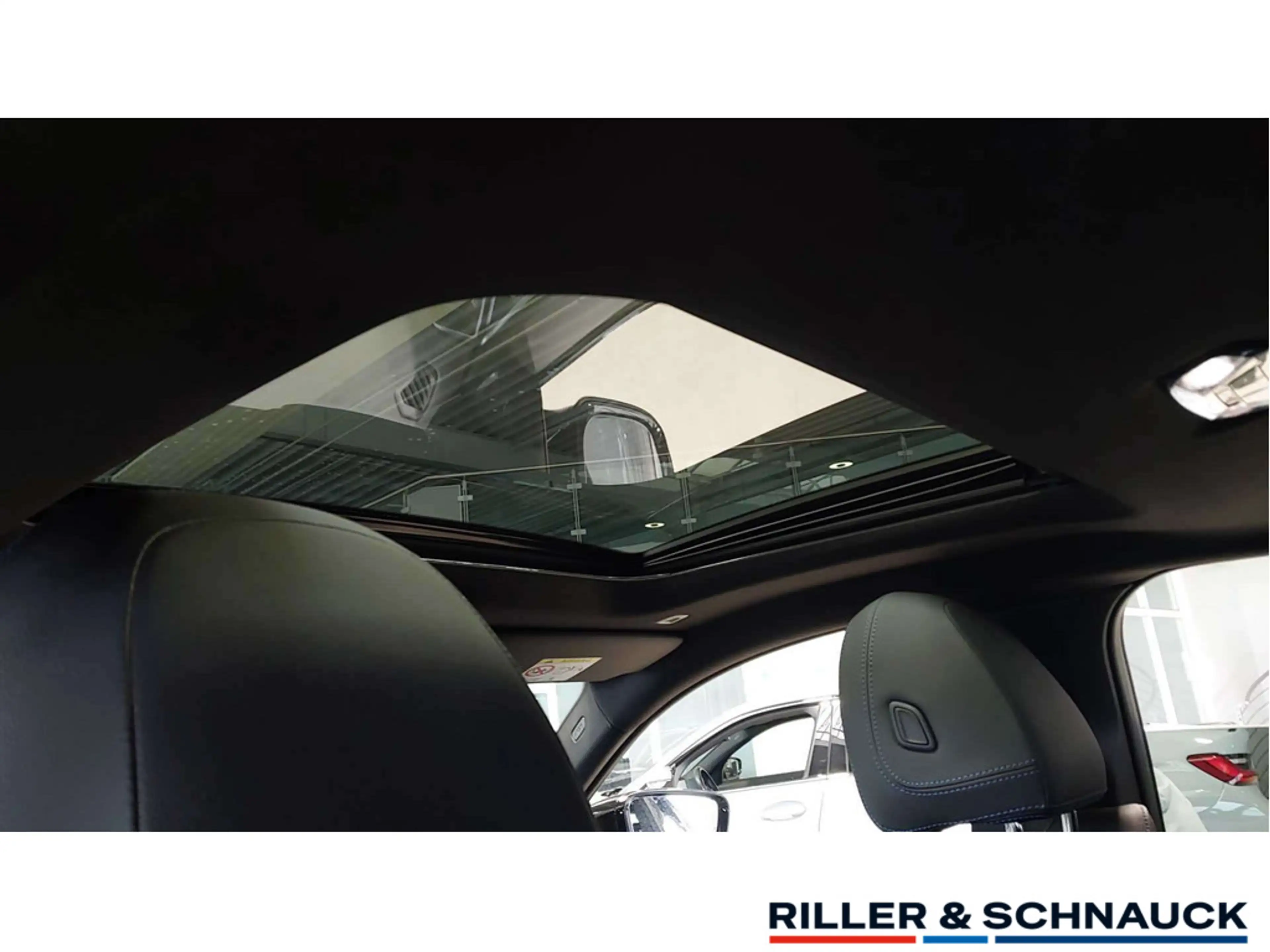 BMW i4 35 M Sport Pro AHK+GLASDACH+CARBON — photo 13