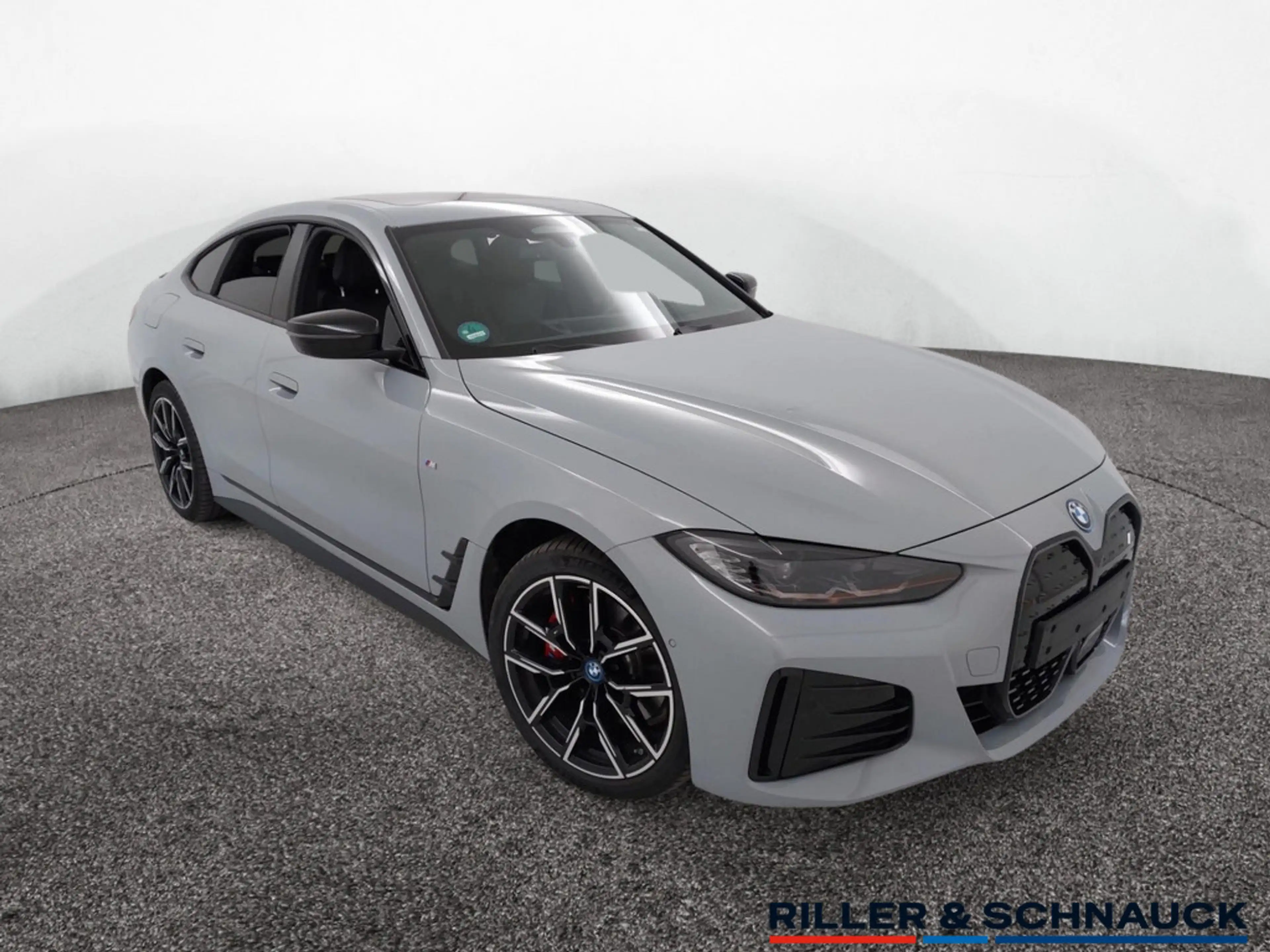 BMW i4 35 M Sport Pro AHK+GLASDACH+CARBON — photo 2