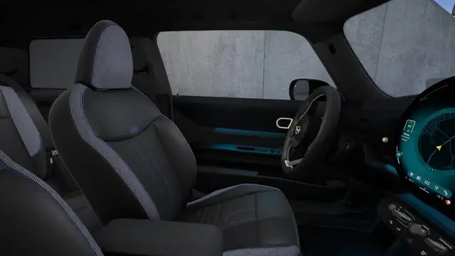 Mini Hatch view 10