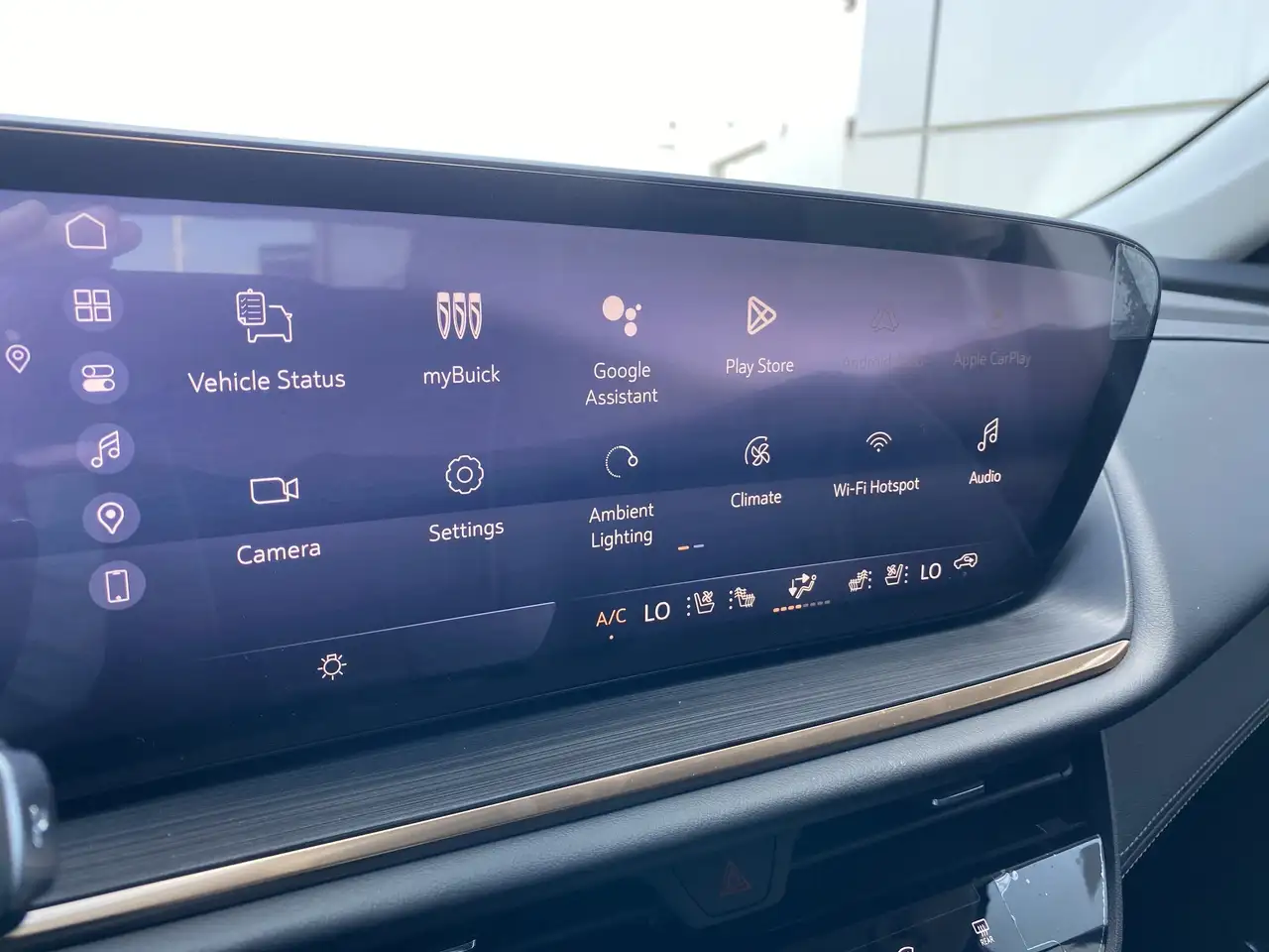 Buick Envision снимка Buick Envision